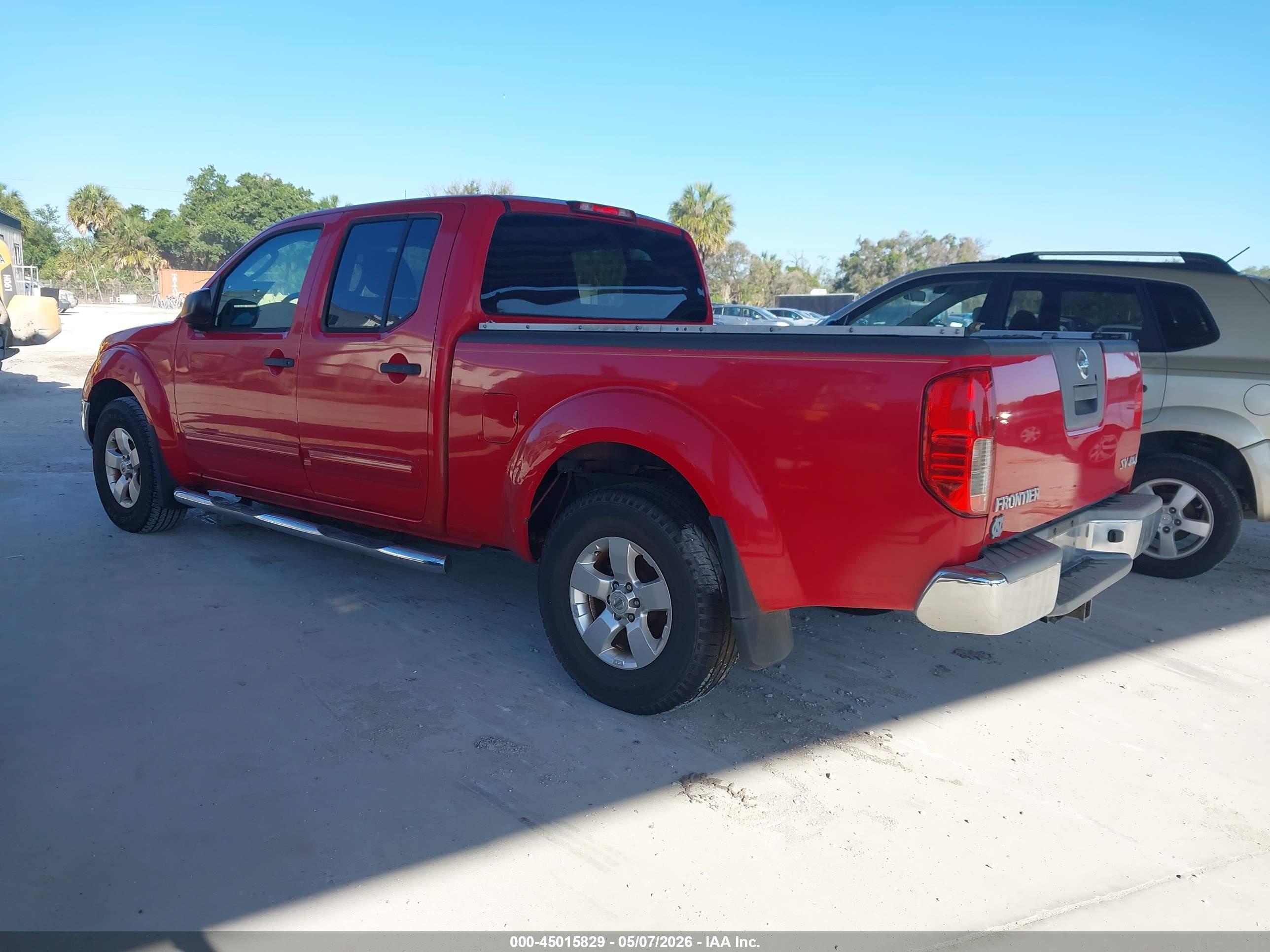 NISSAN FRONTIER image 3