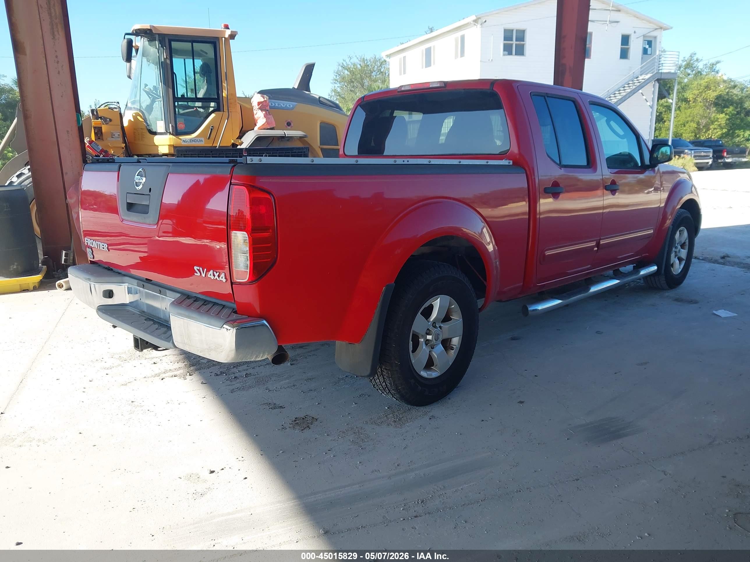 NISSAN FRONTIER image 4