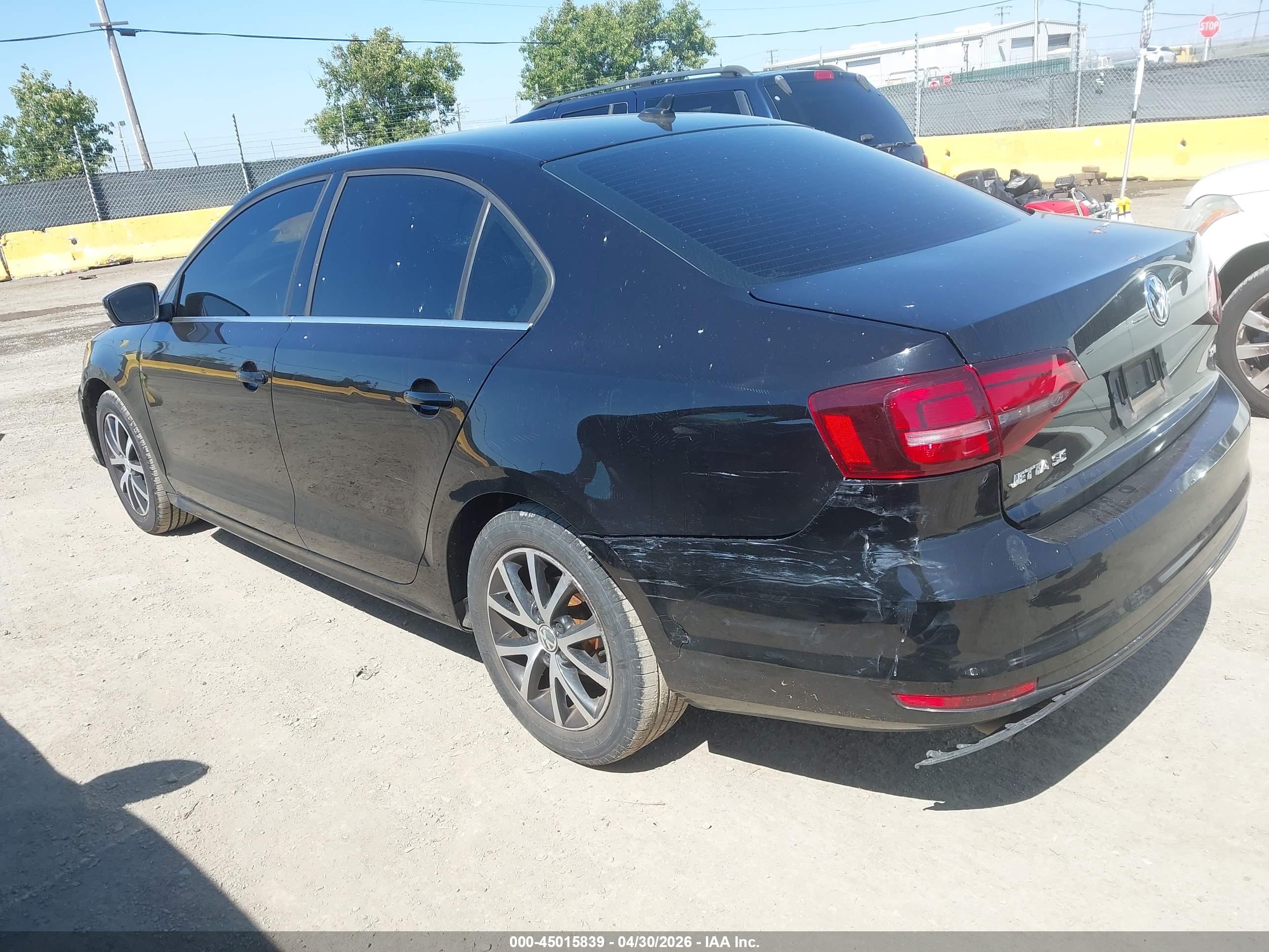 VOLKSWAGEN JETTA image 3