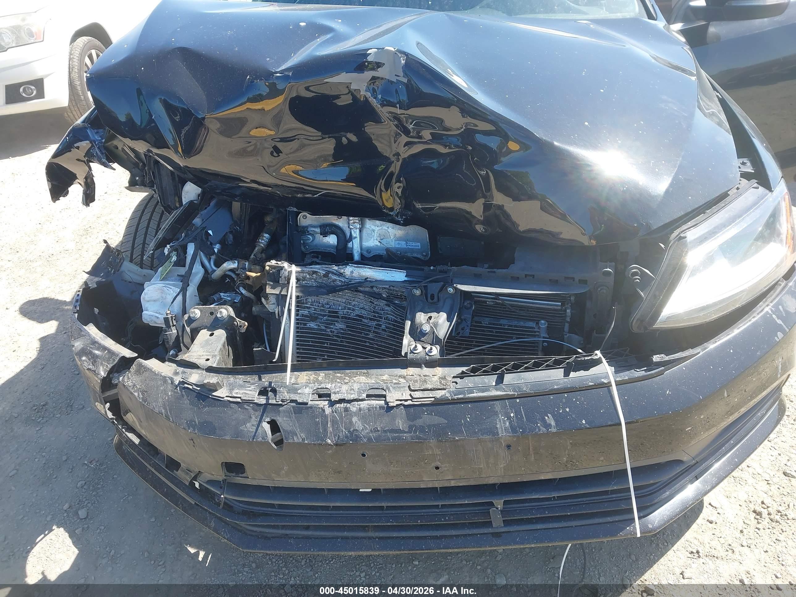 VOLKSWAGEN JETTA image 6