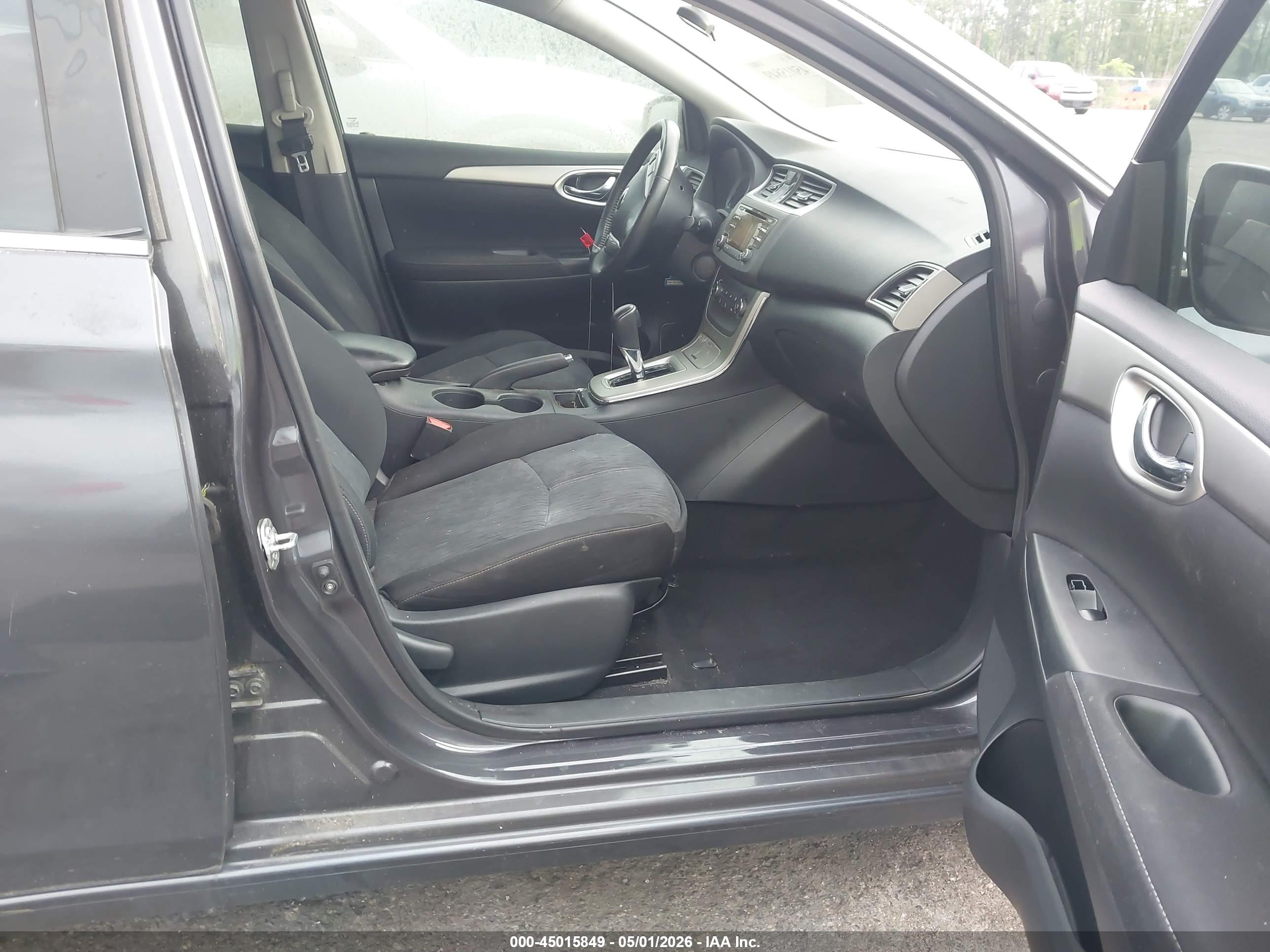 NISSAN SENTRA image 5