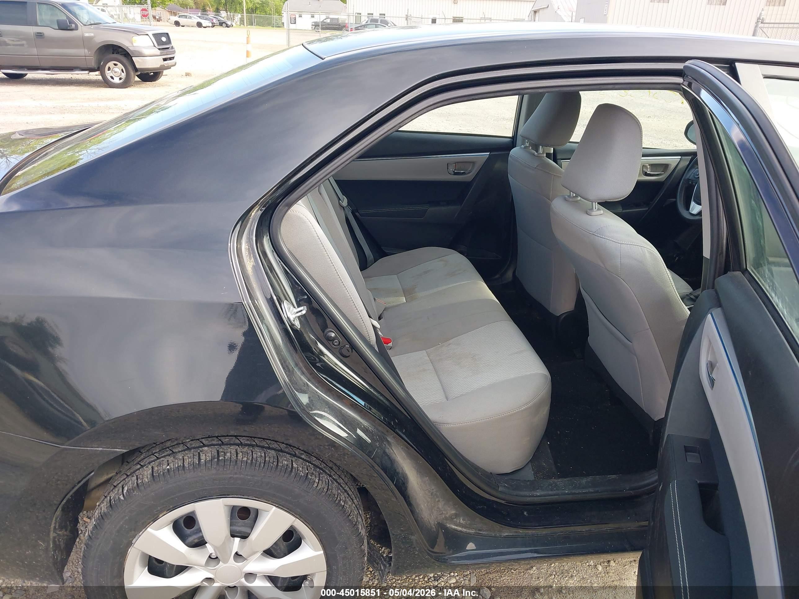 TOYOTA COROLLA image 8