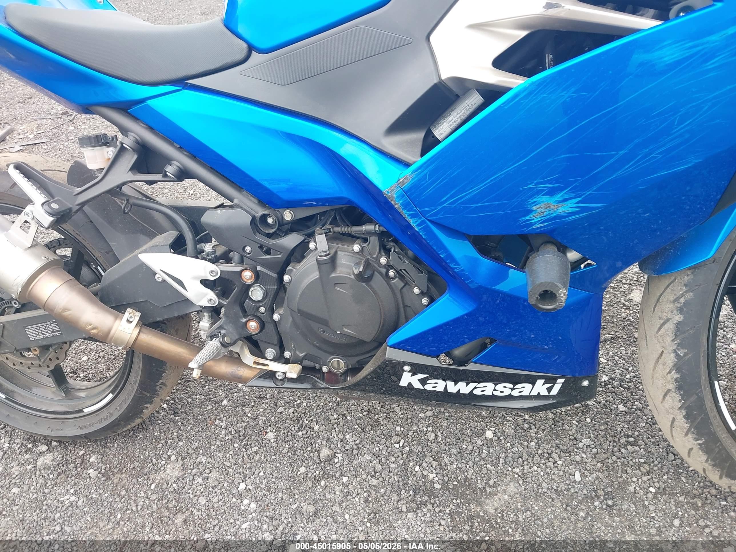KAWASAKI EX400 image 8