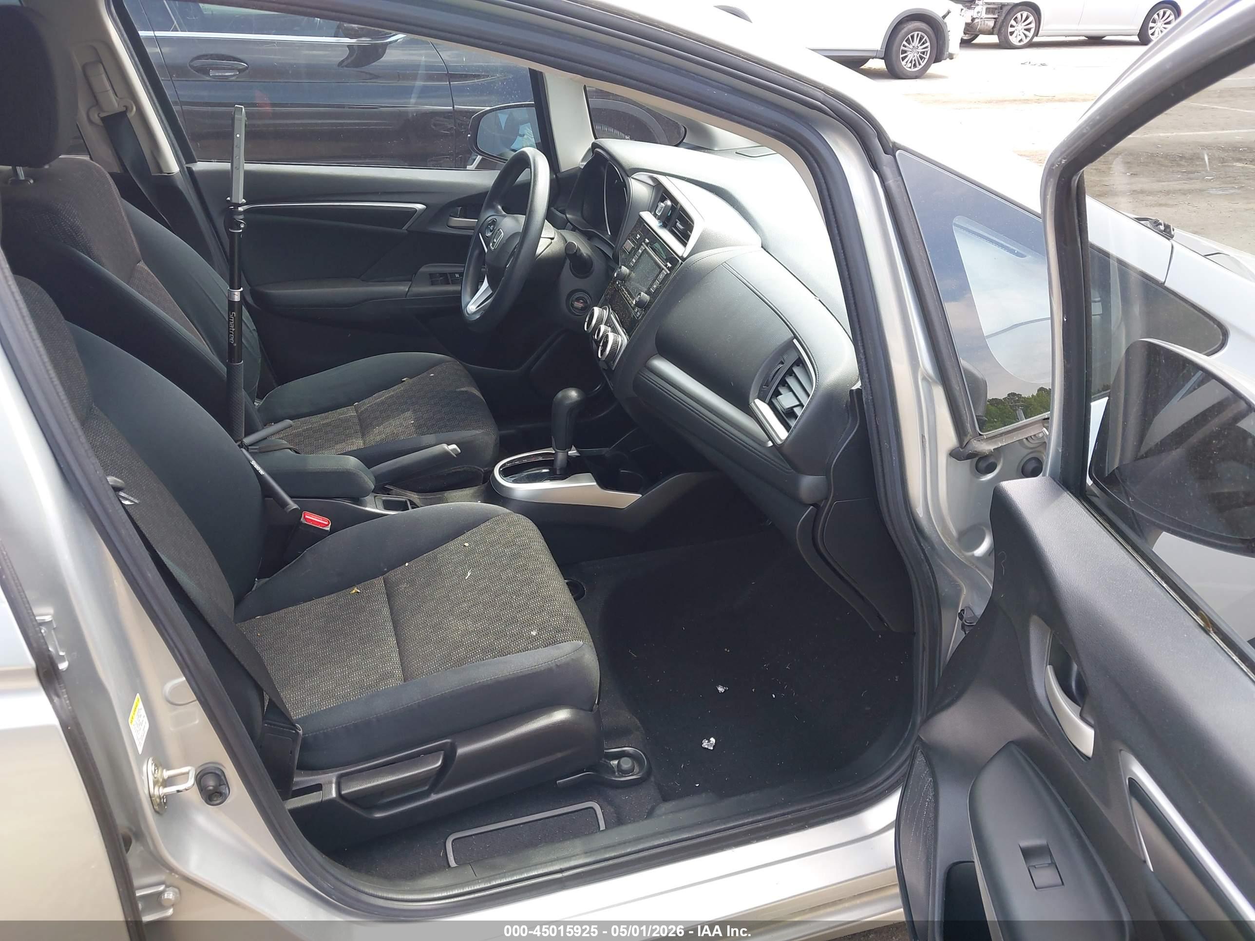 HONDA FIT image 5