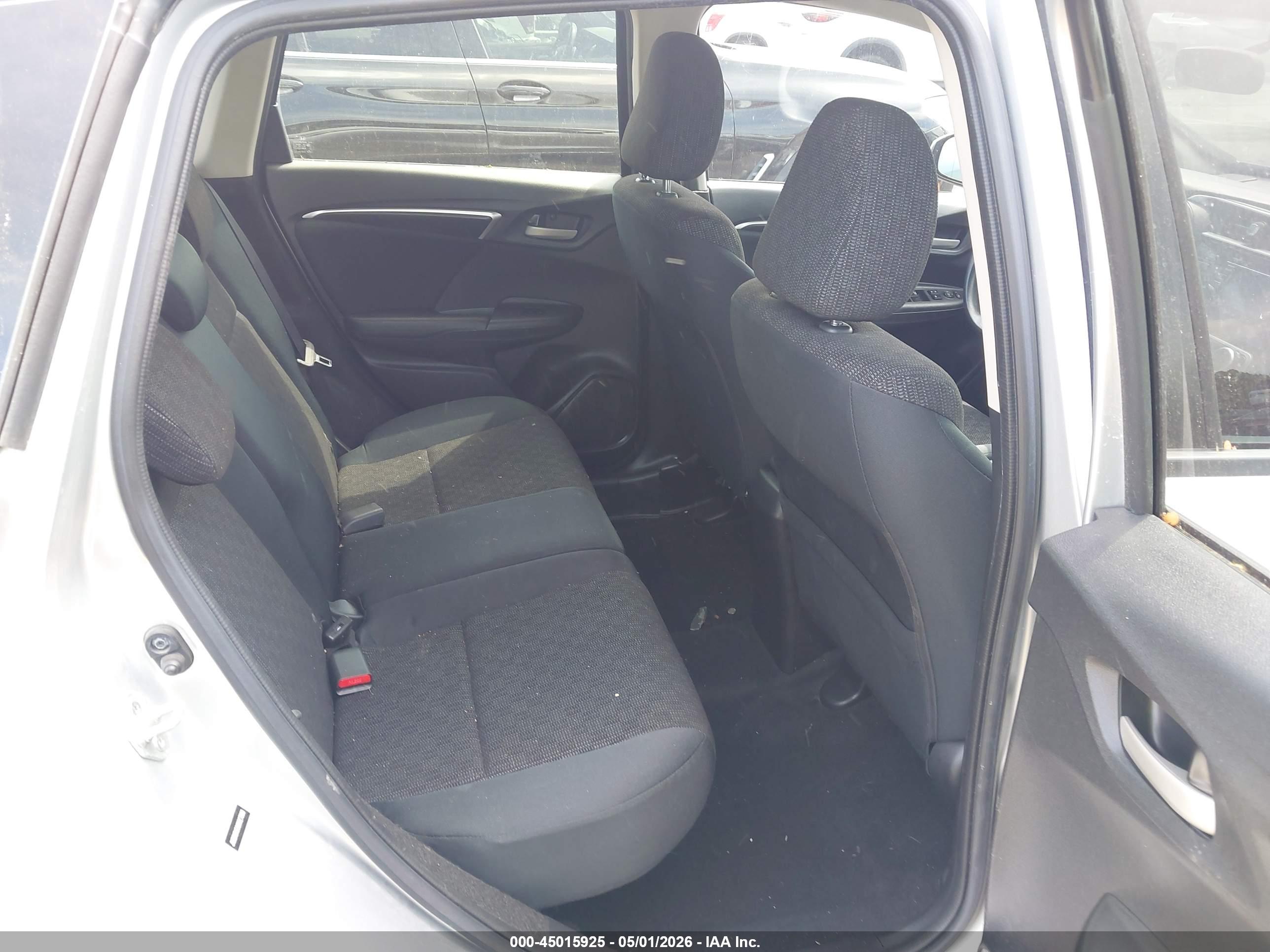 HONDA FIT image 8