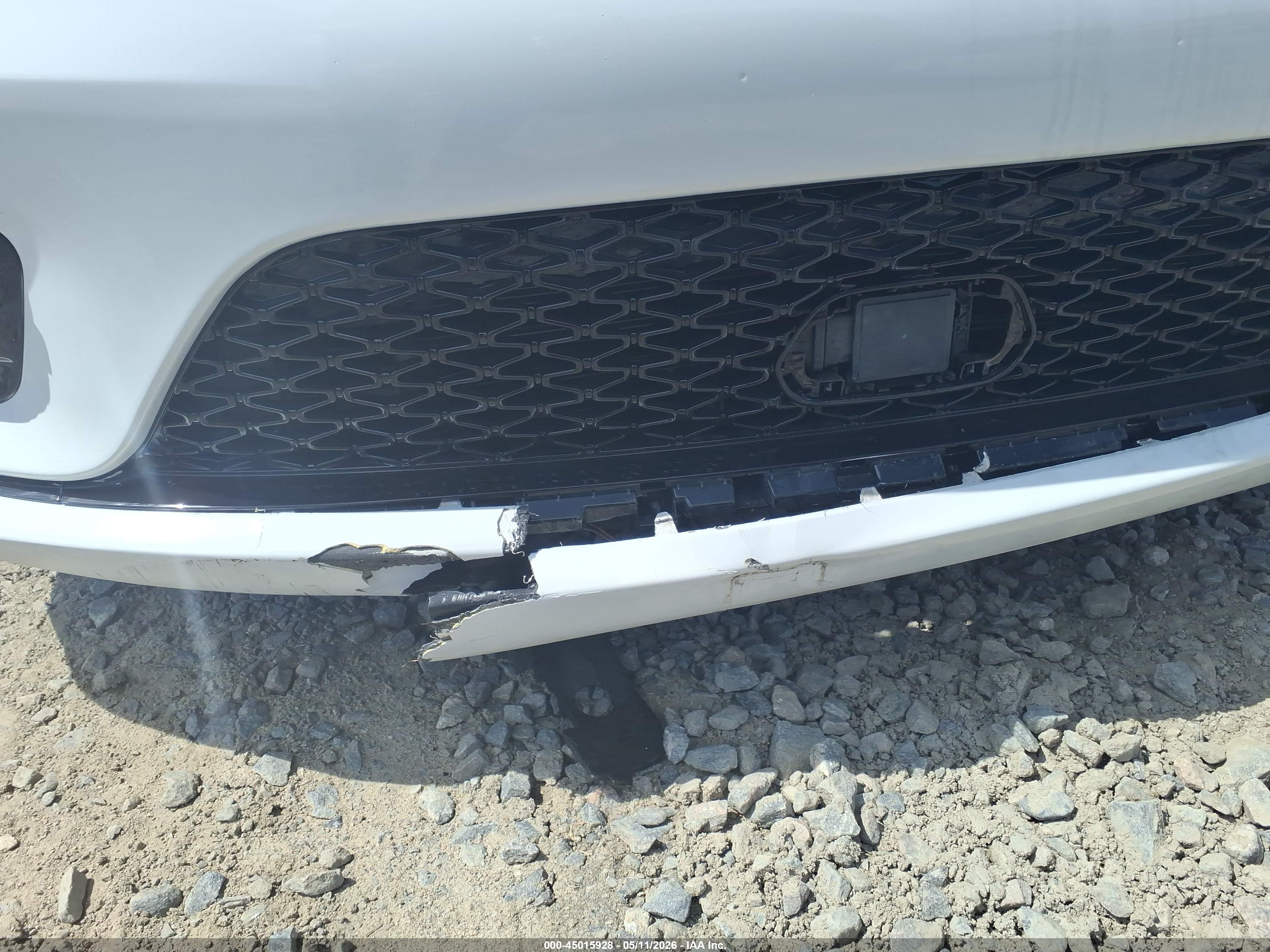 CHRYSLER PACIFICA image 6
