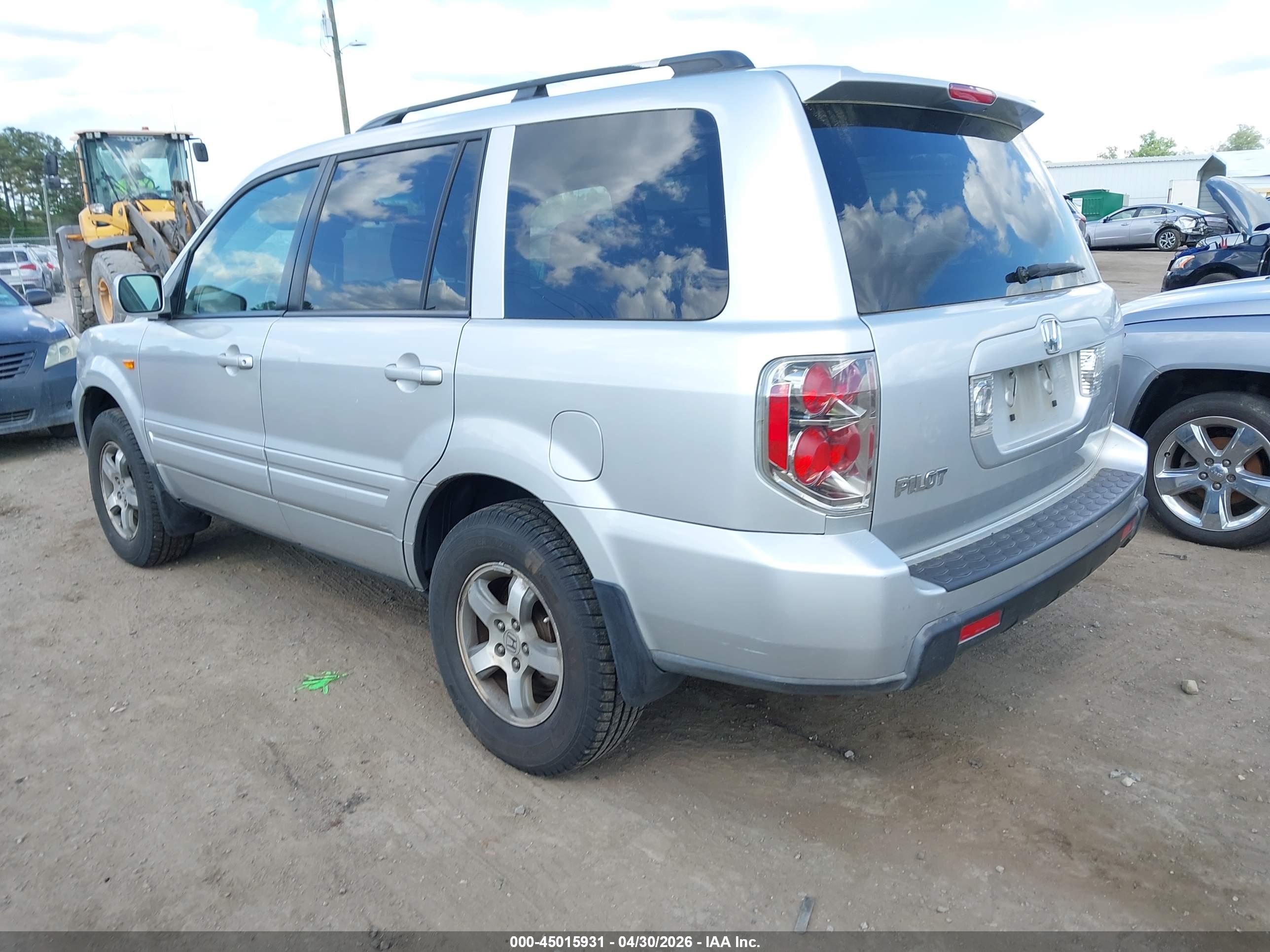 HONDA PILOT image 3