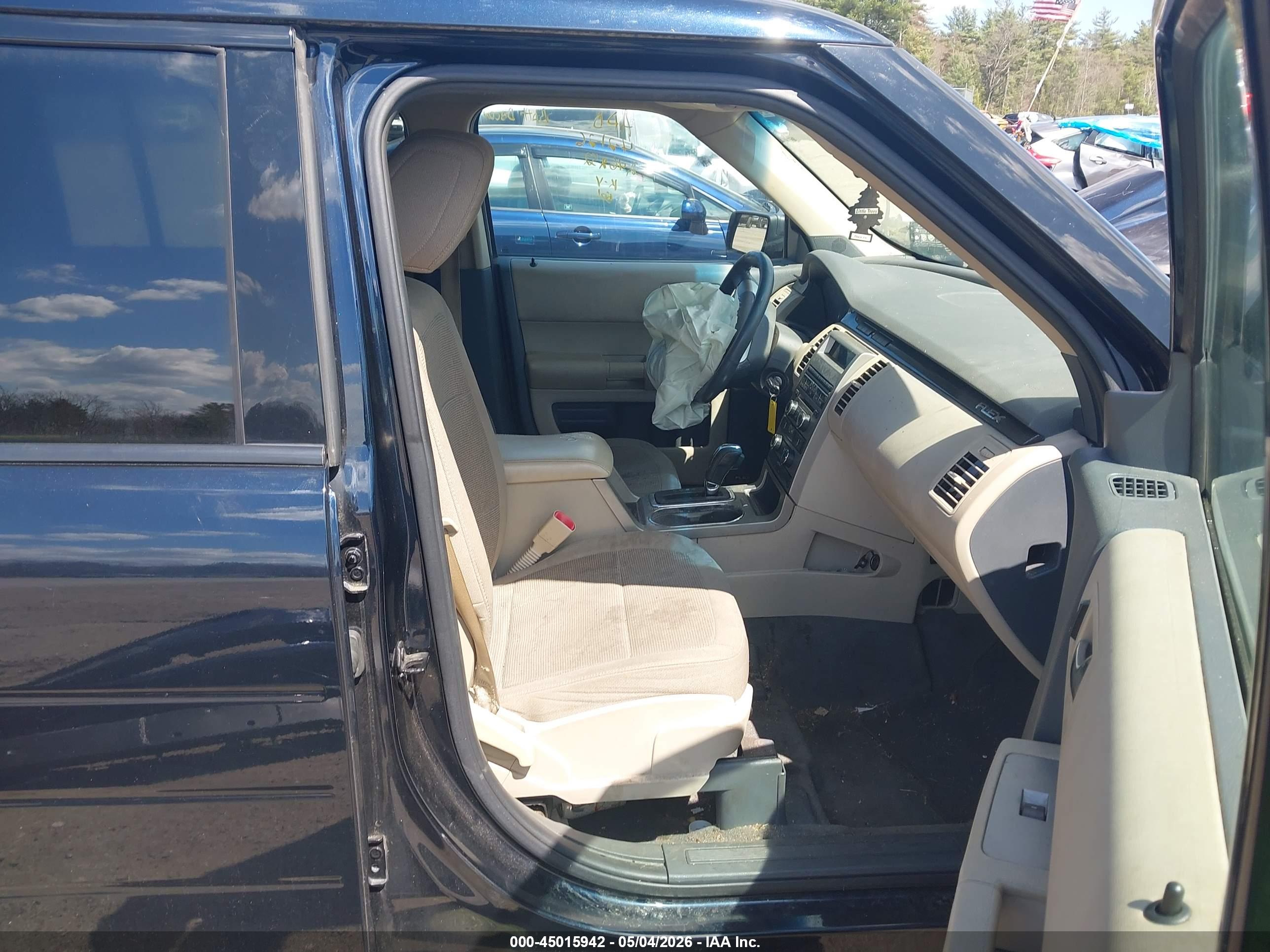 FORD FLEX image 5