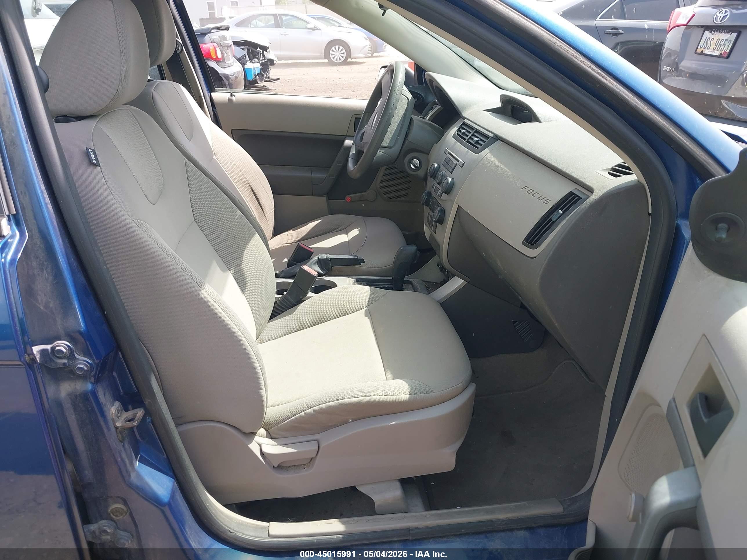 FORD FOCUS image 5
