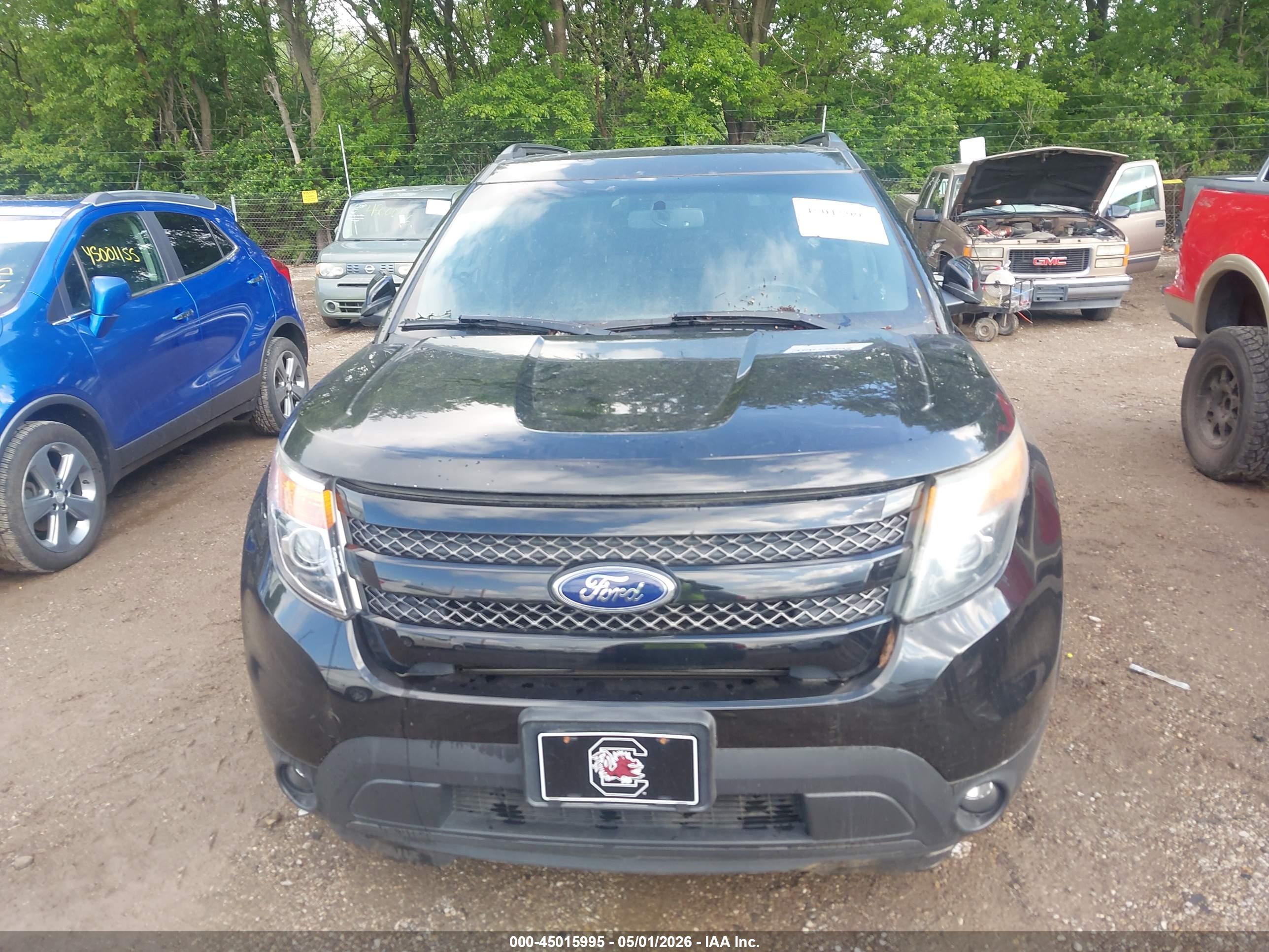 FORD EXPLORER image 6