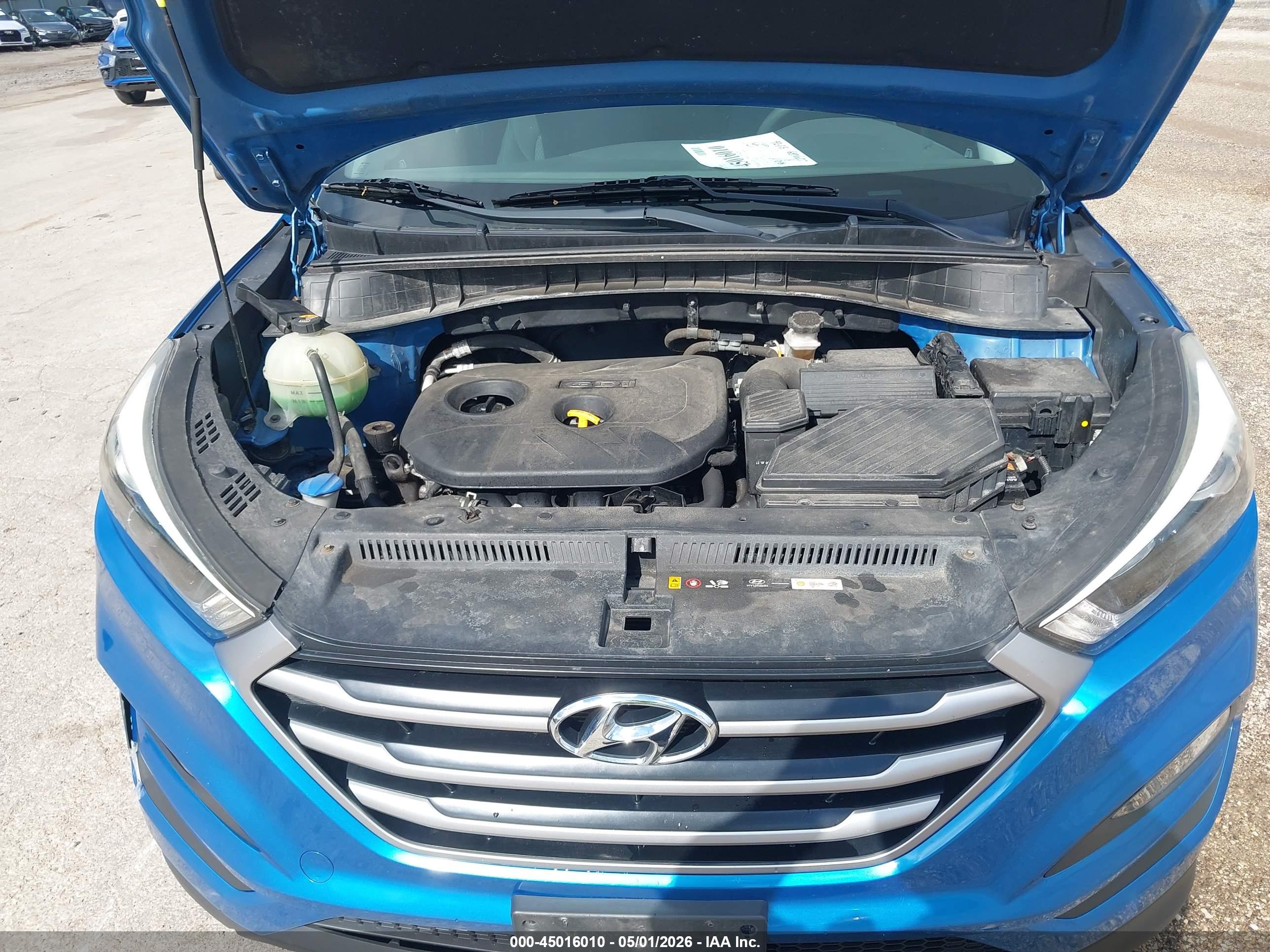 HYUNDAI TUCSON image 10