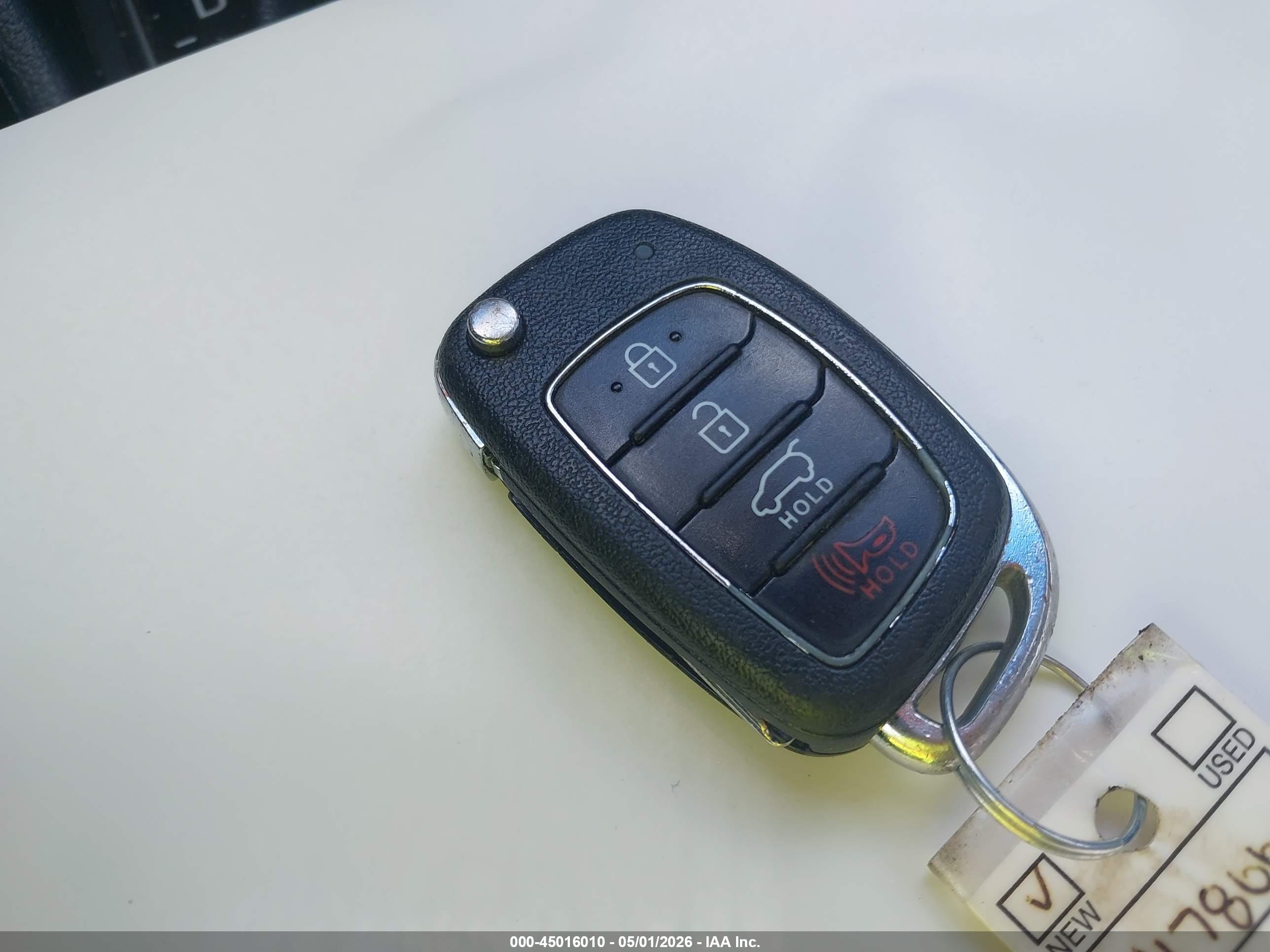 HYUNDAI TUCSON image 11
