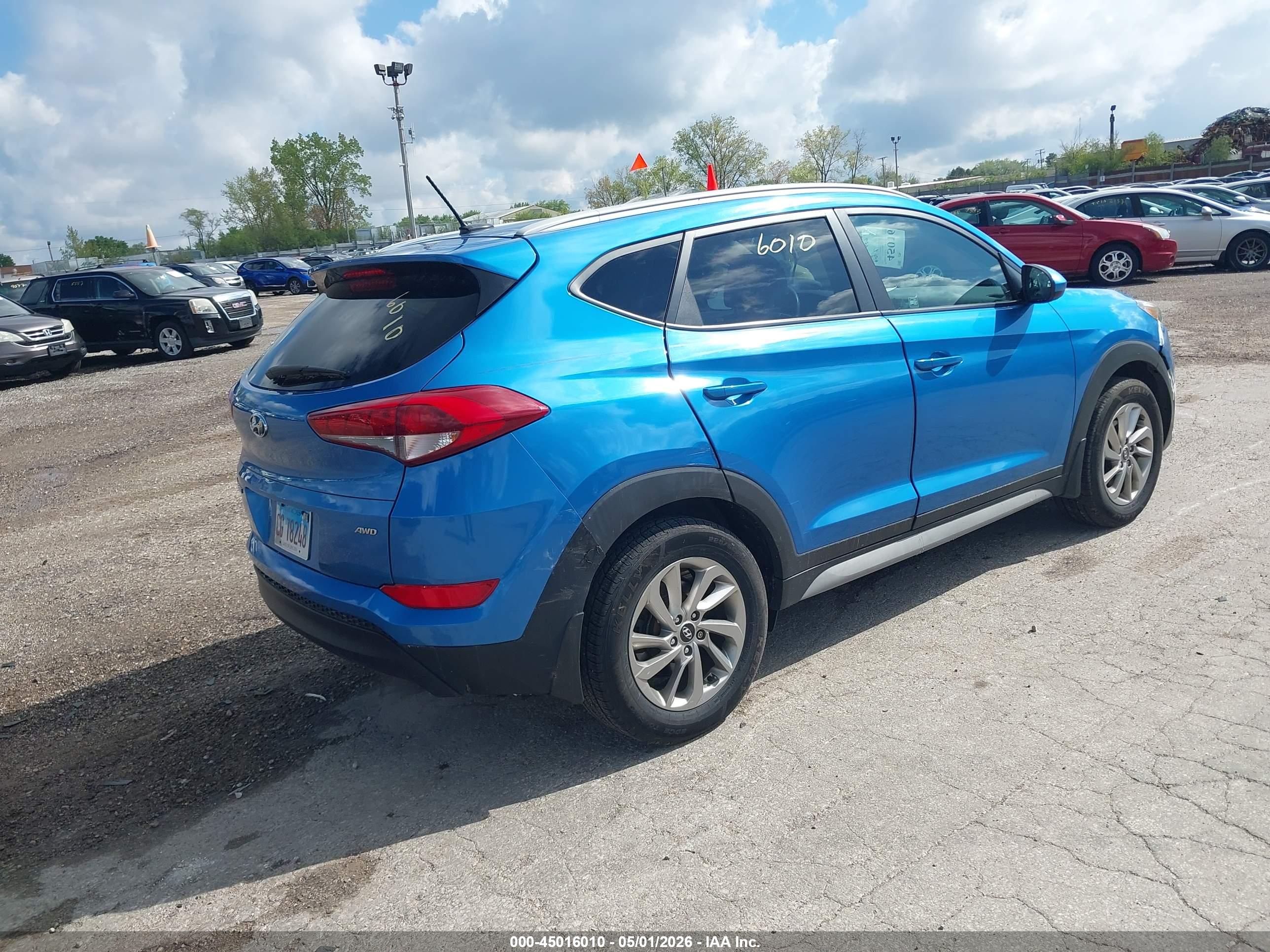 HYUNDAI TUCSON image 4