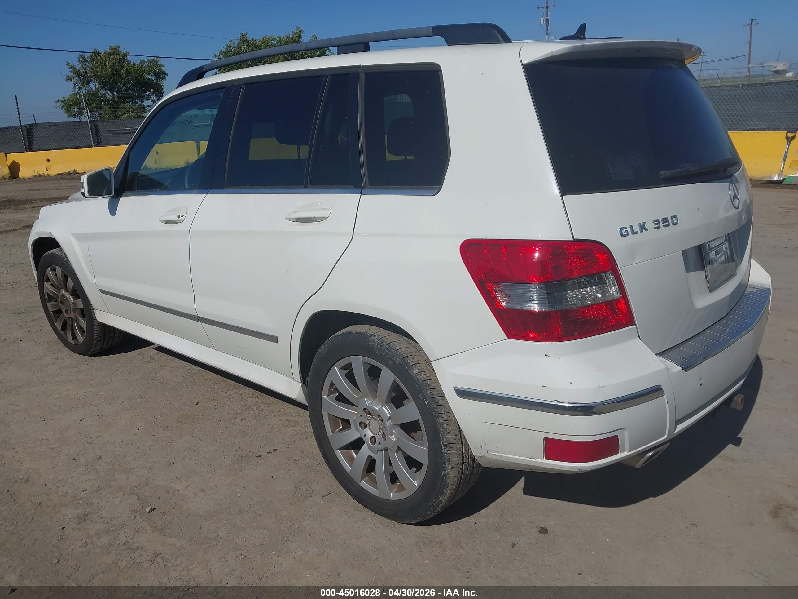 MERCEDES-BENZ GLK image 3