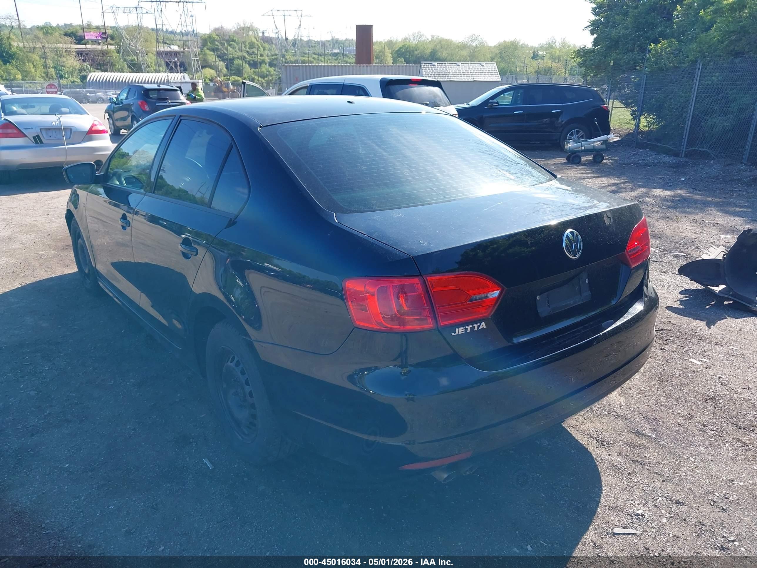 VOLKSWAGEN JETTA image 3