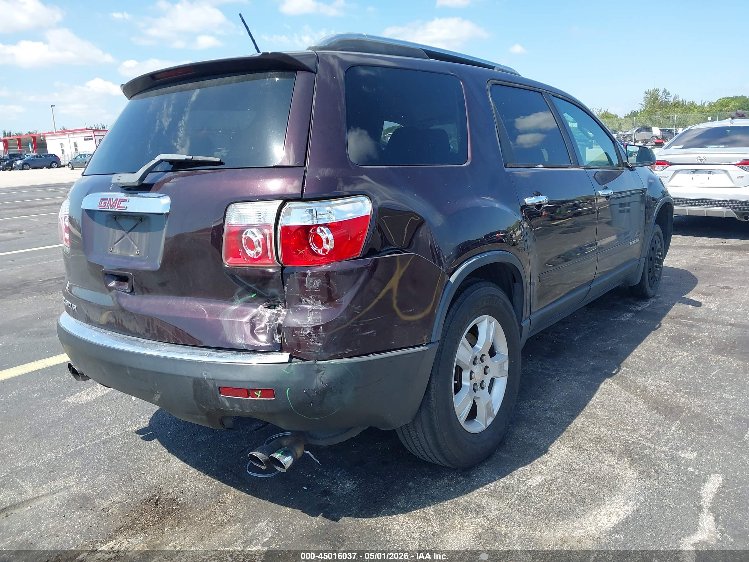 GMC ACADIA image 6