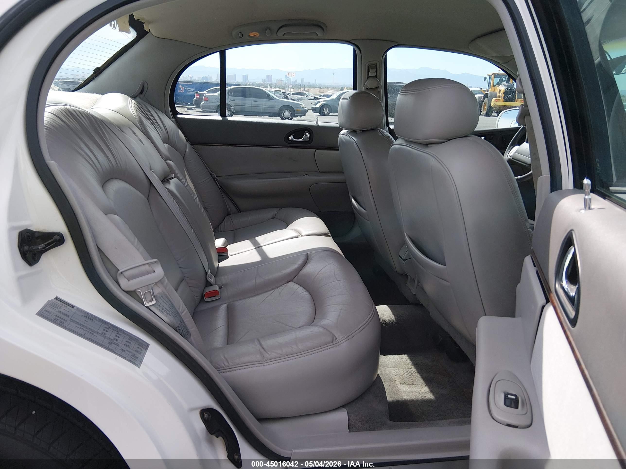 LINCOLN CONTINENTAL image 8