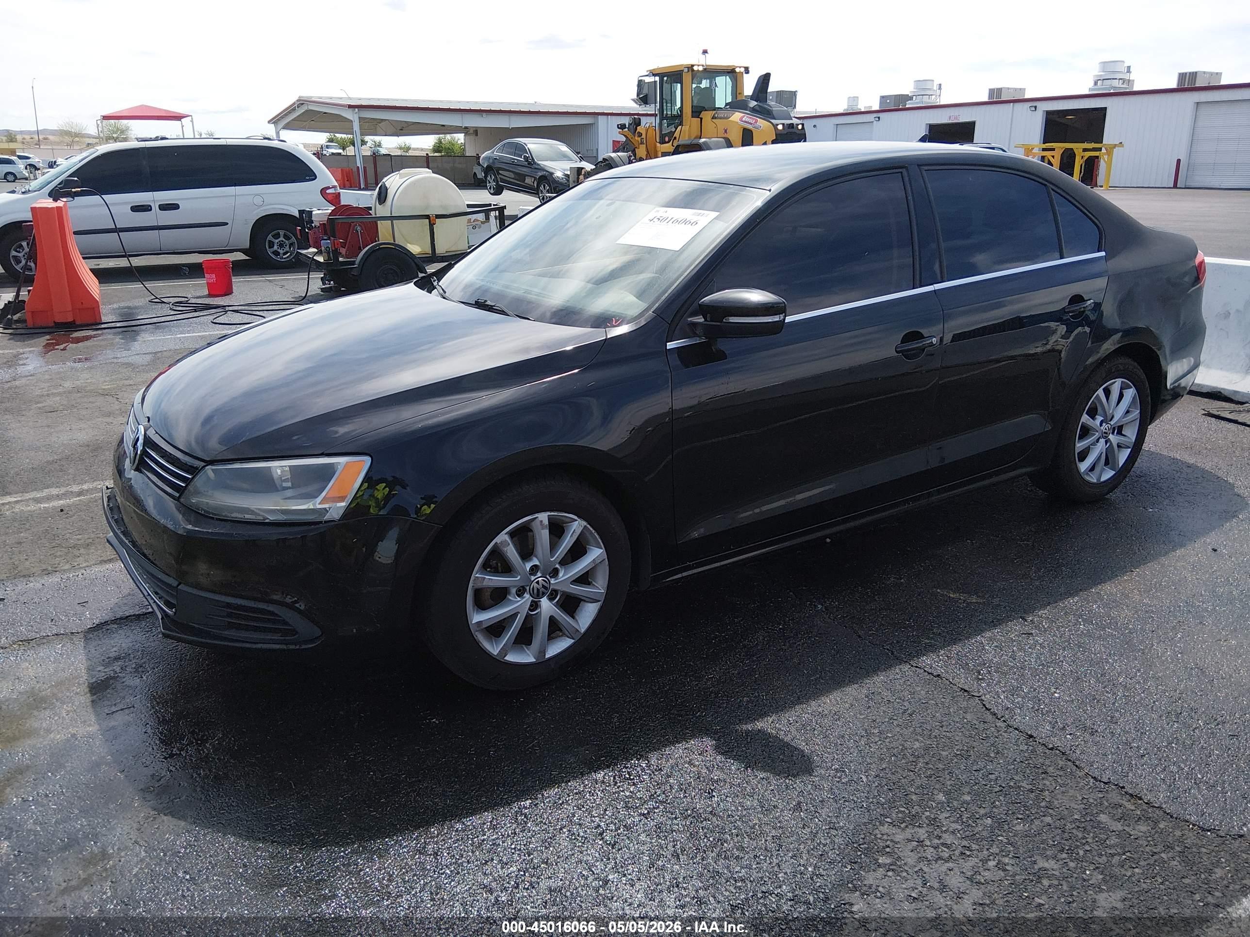 VOLKSWAGEN JETTA image 2