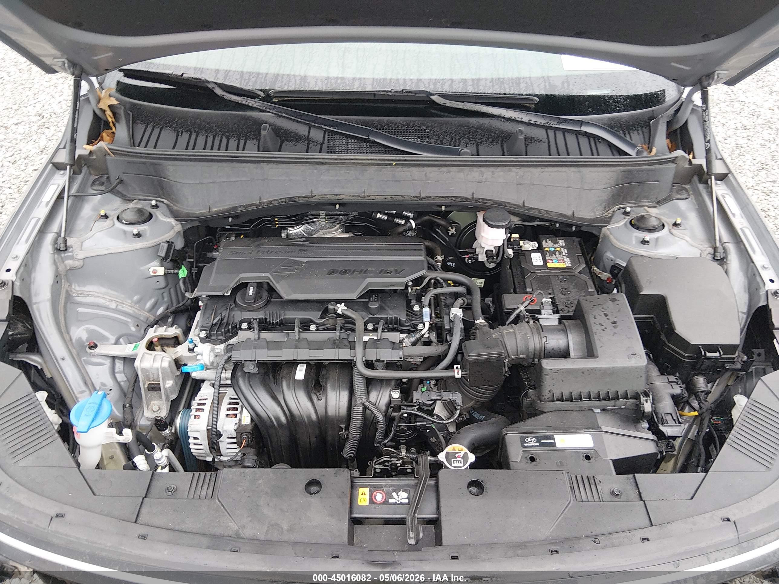HYUNDAI KONA image 10