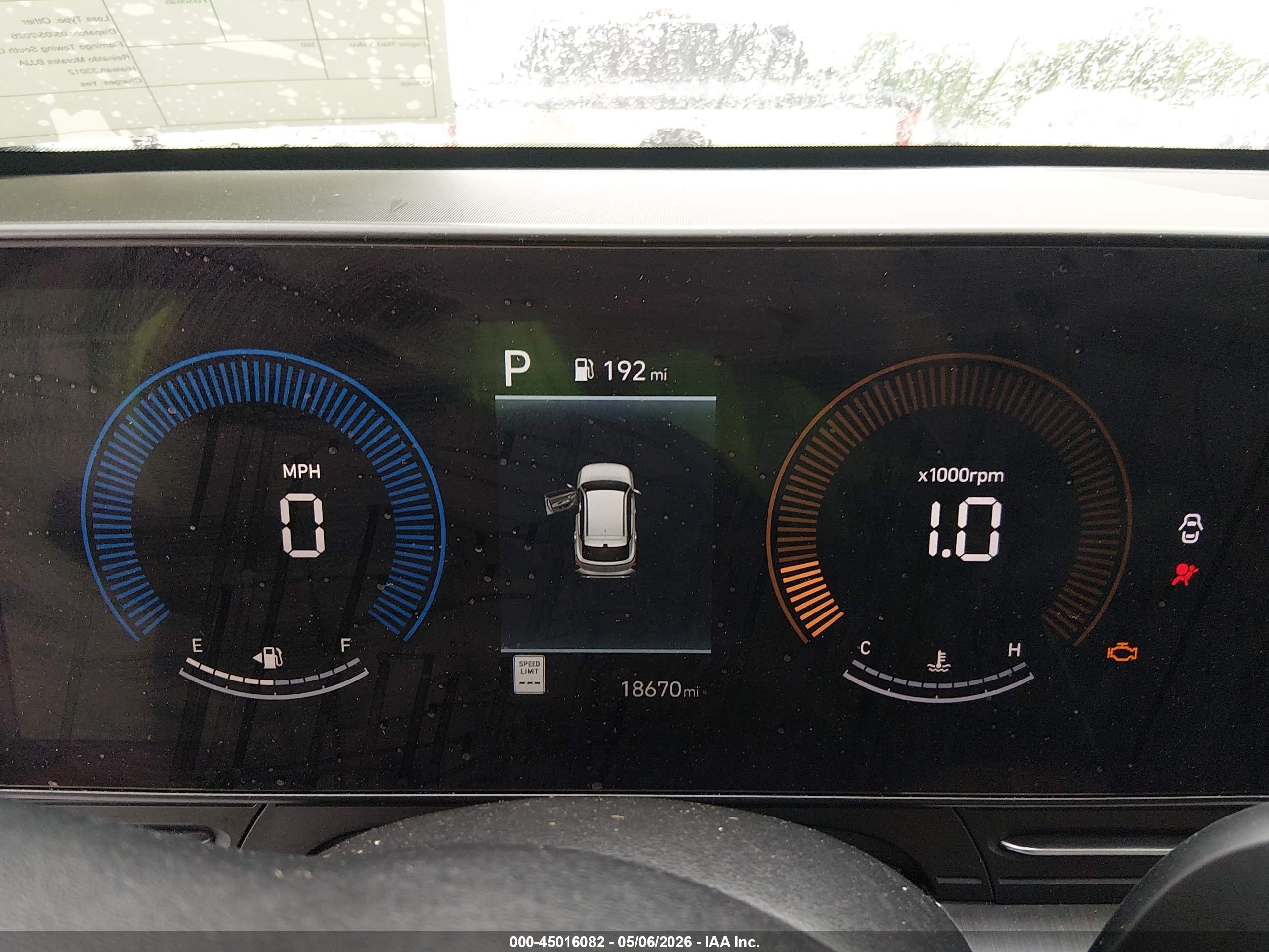 HYUNDAI KONA image 7