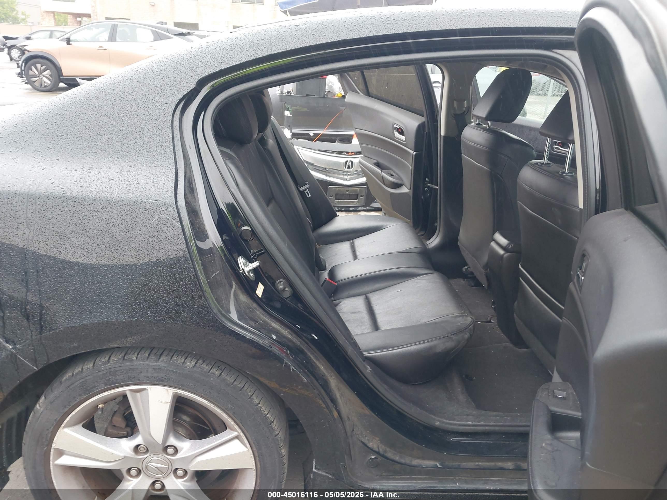 ACURA ILX image 8