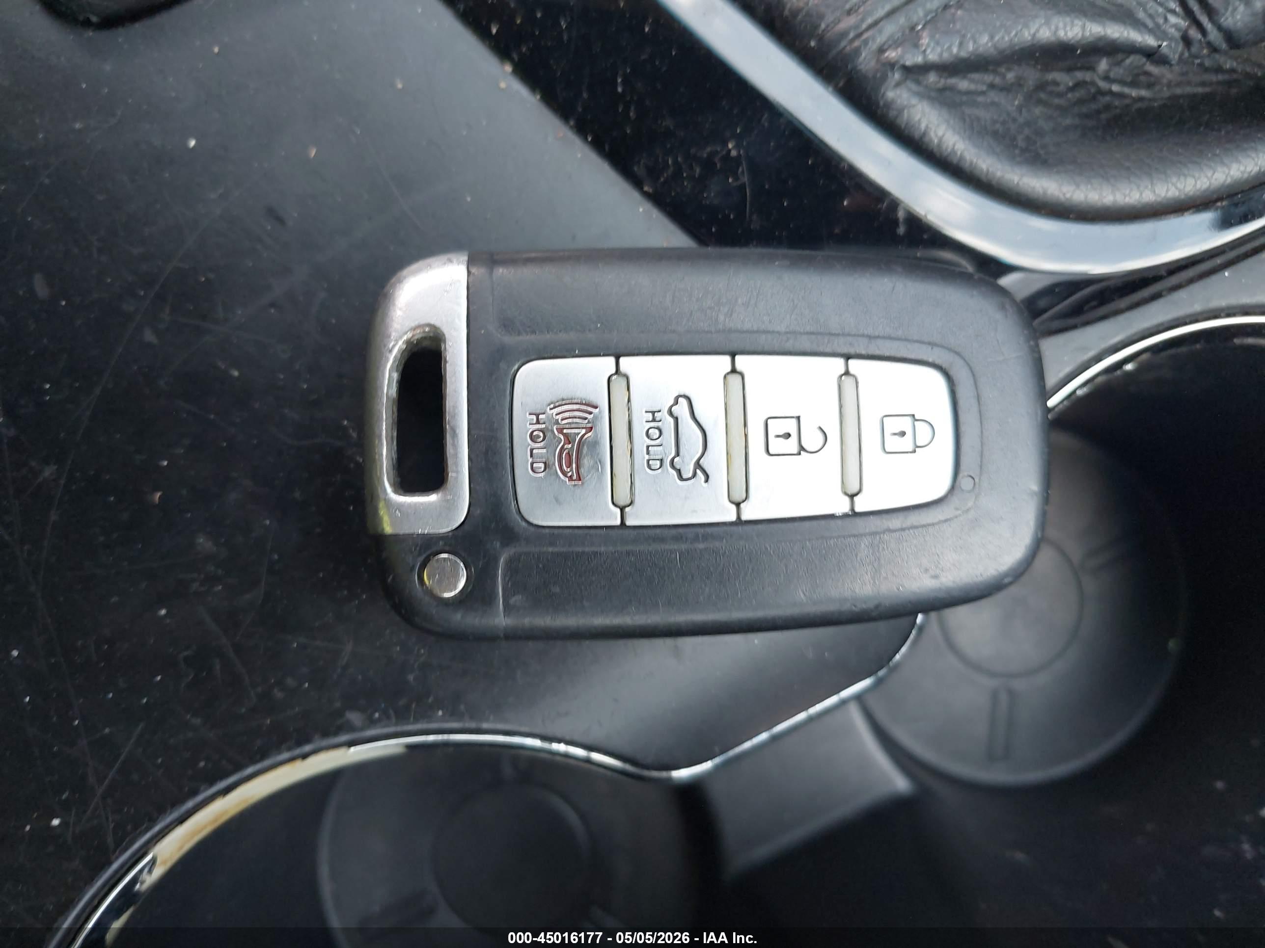 HYUNDAI SONATA image 11