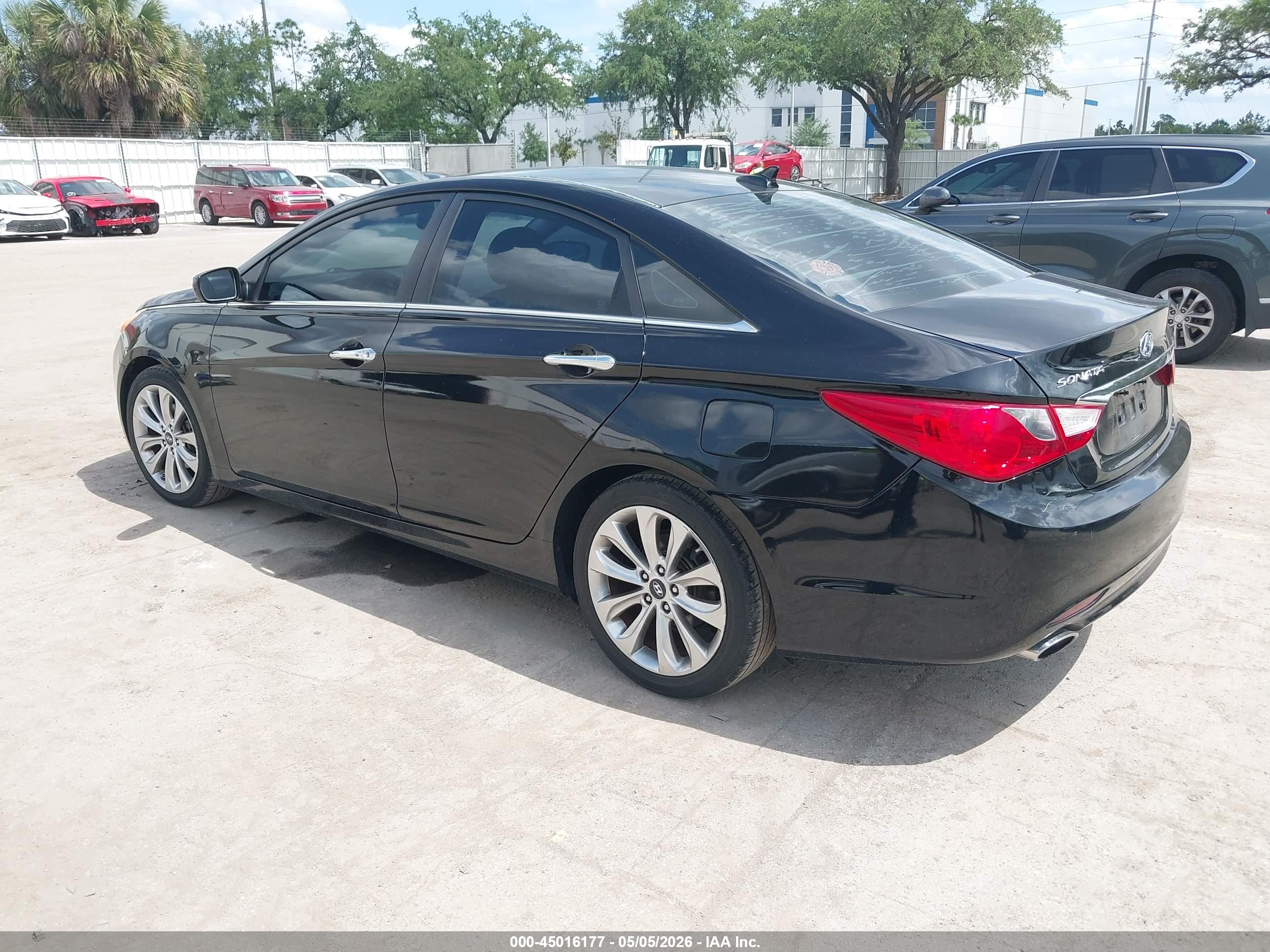HYUNDAI SONATA image 3