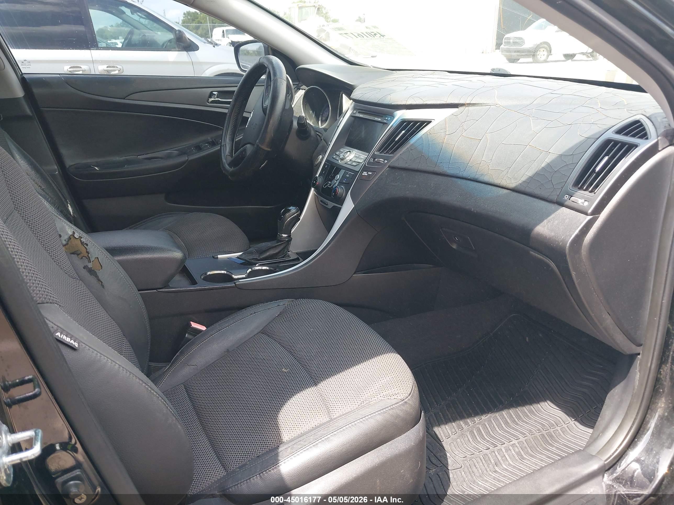 HYUNDAI SONATA image 5