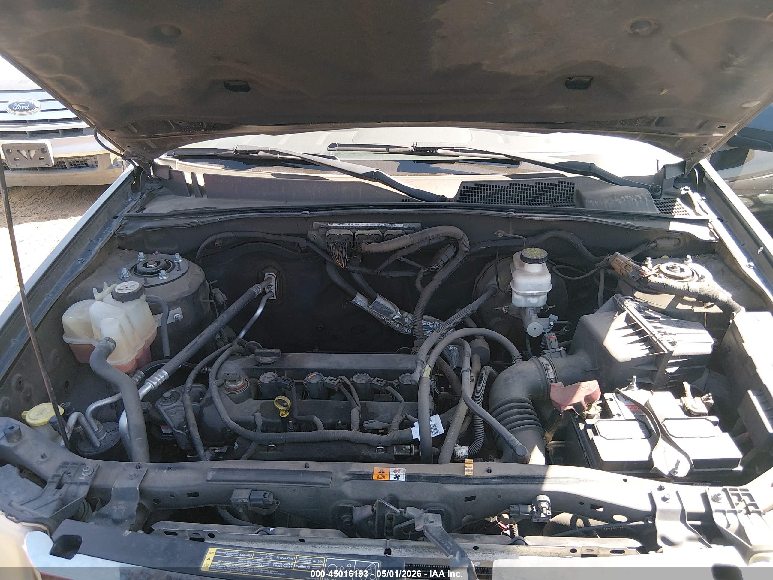 FORD ESCAPE image 10