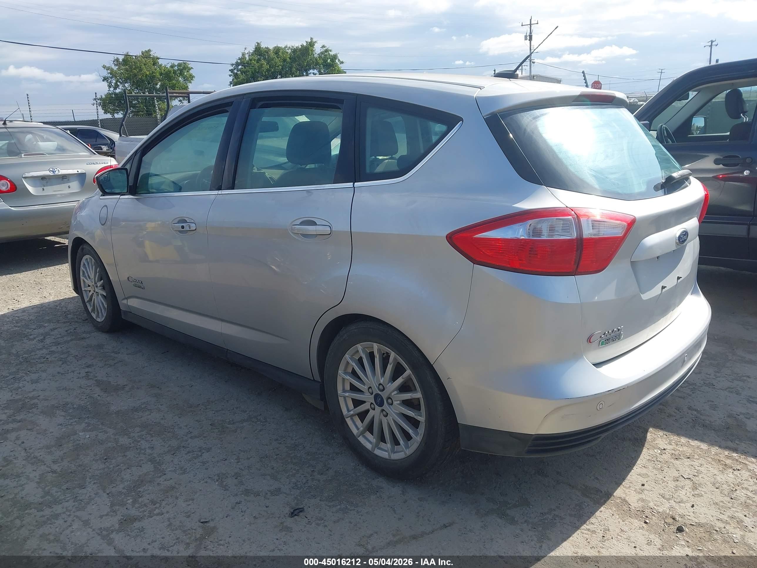 FORD C-MAX image 3