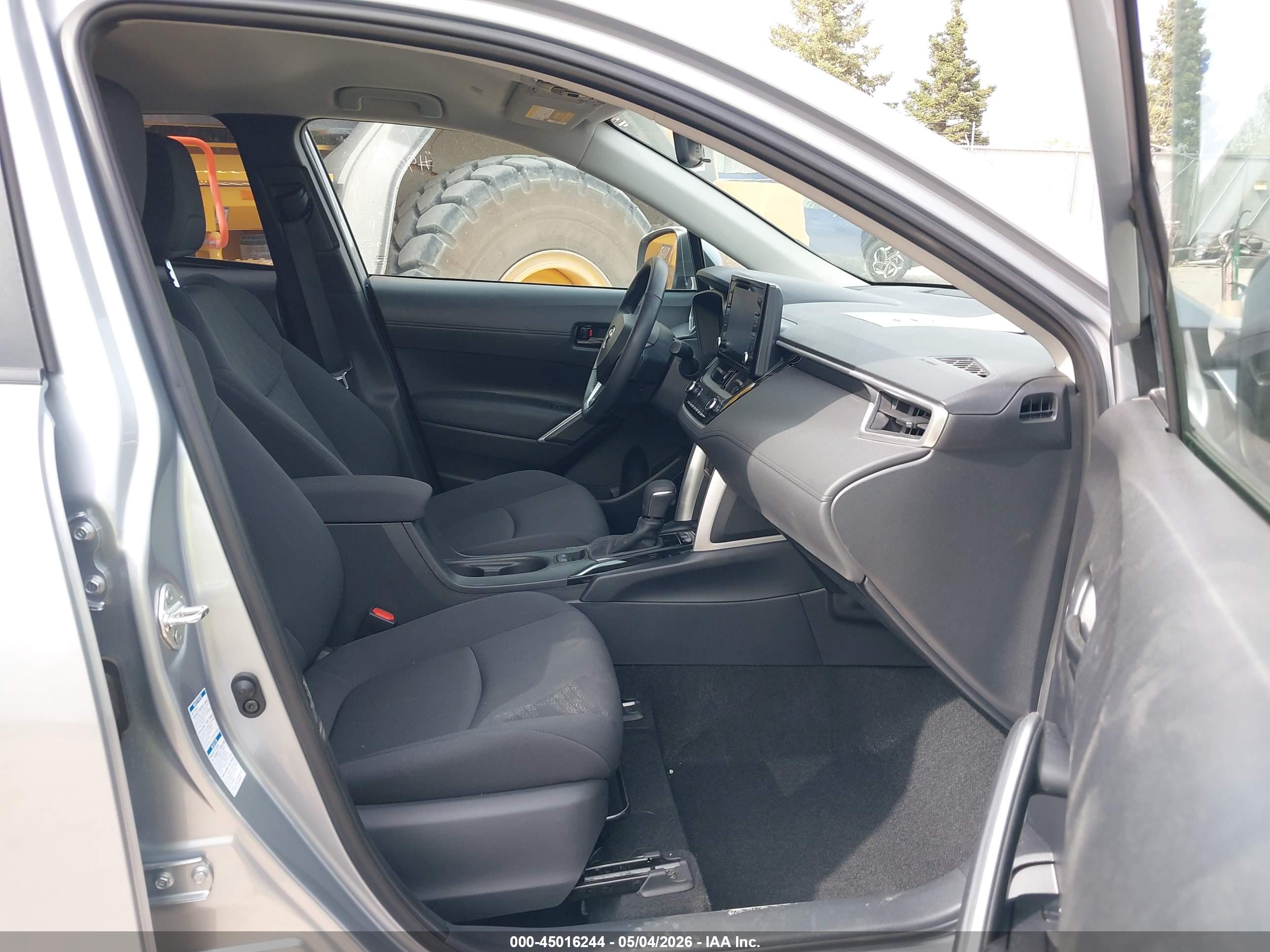TOYOTA COROLLA image 5