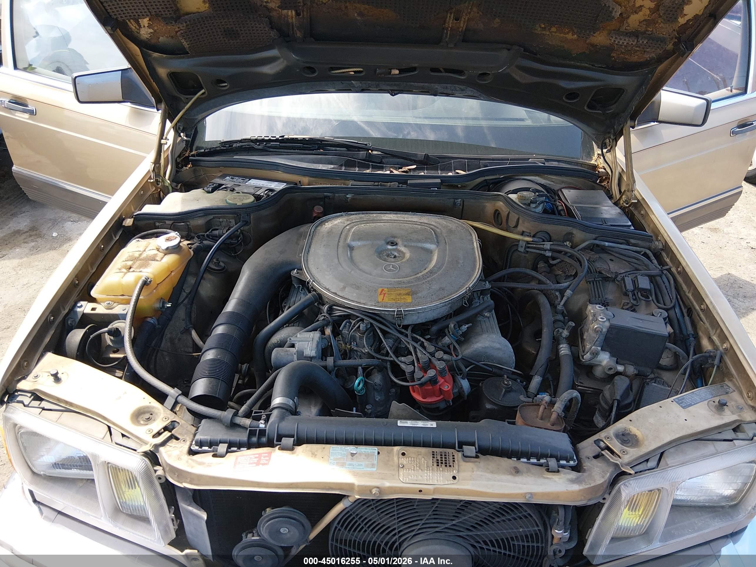 MERCEDES-BENZ 380 image 10
