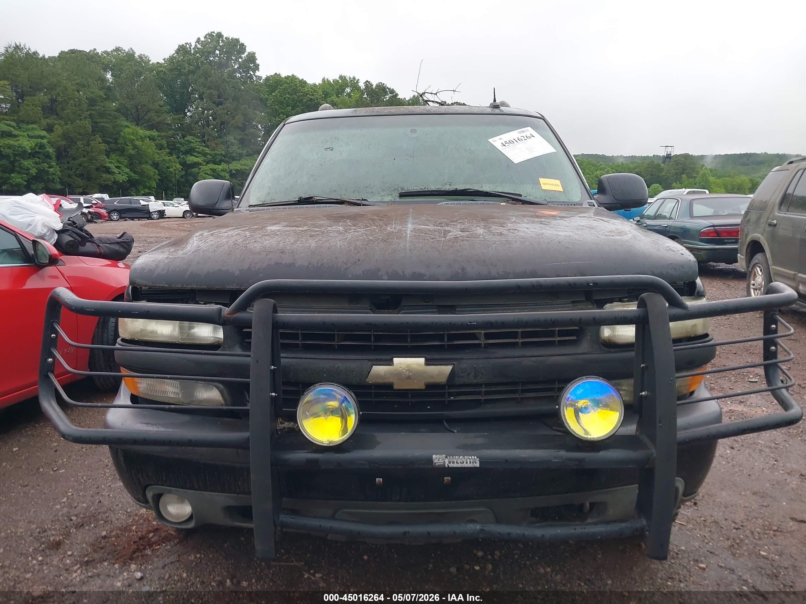 CHEVROLET TAHOE image 6