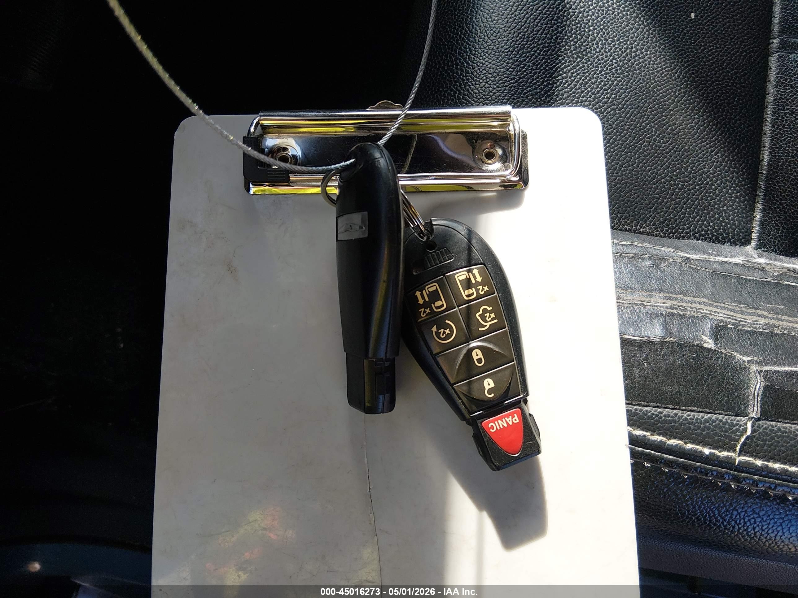 CHRYSLER TOWN image 11