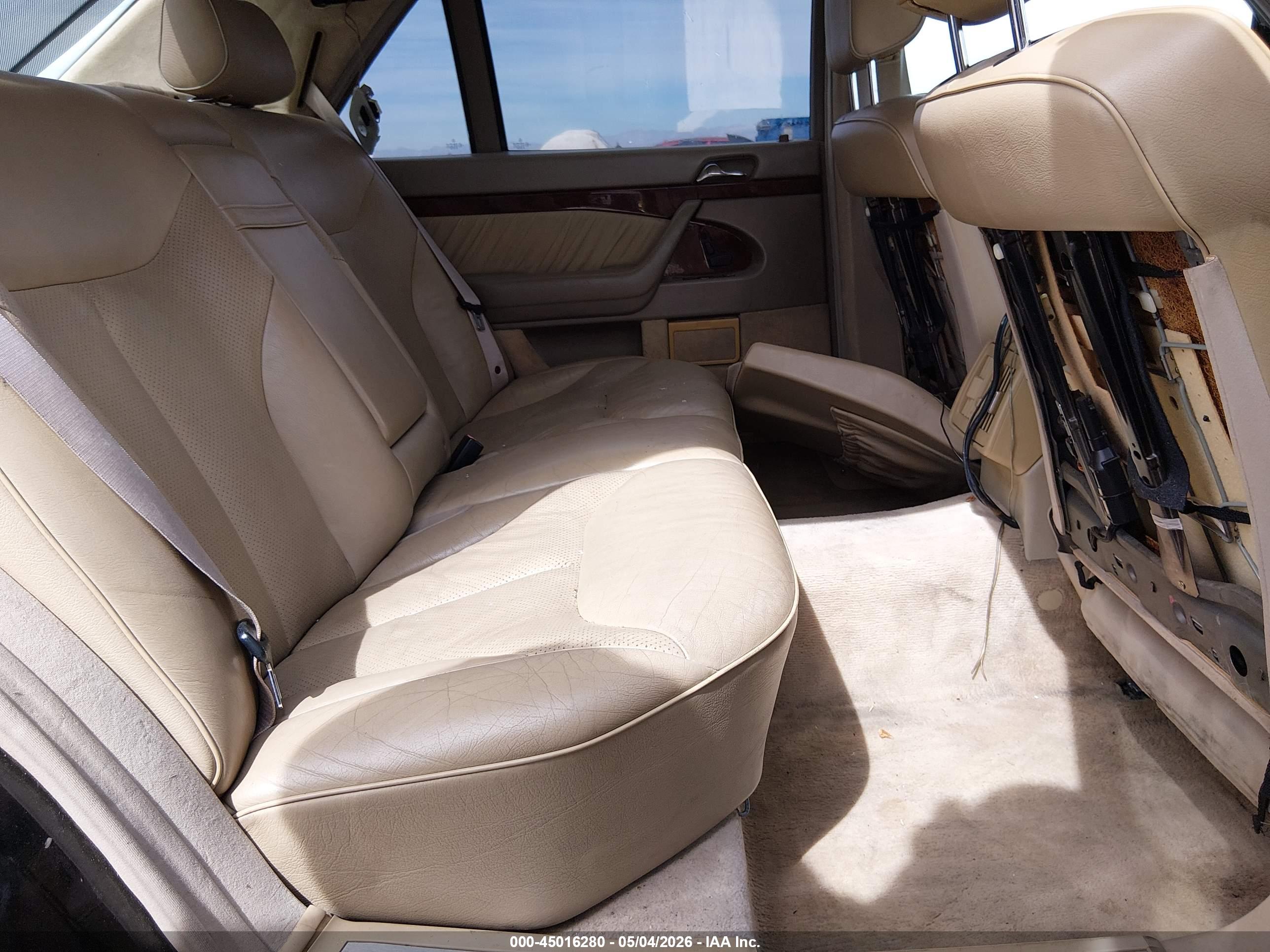 MERCEDES-BENZ S image 8
