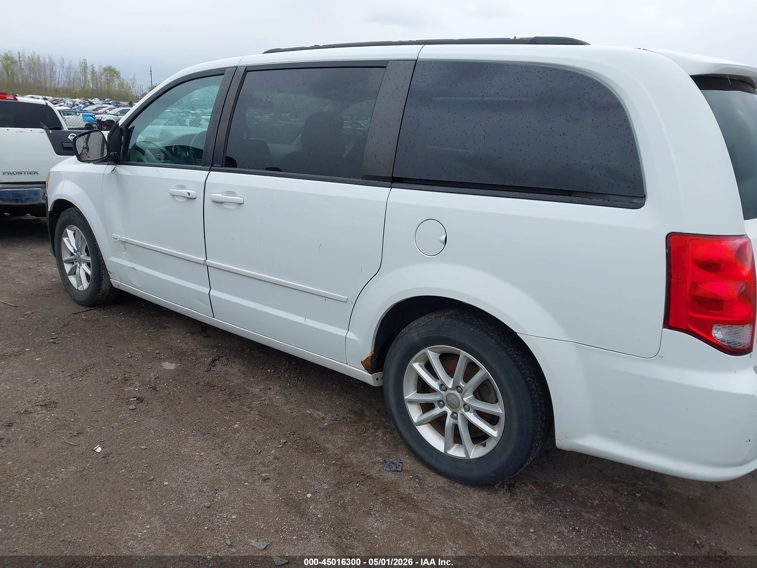 DODGE GRAND image 3