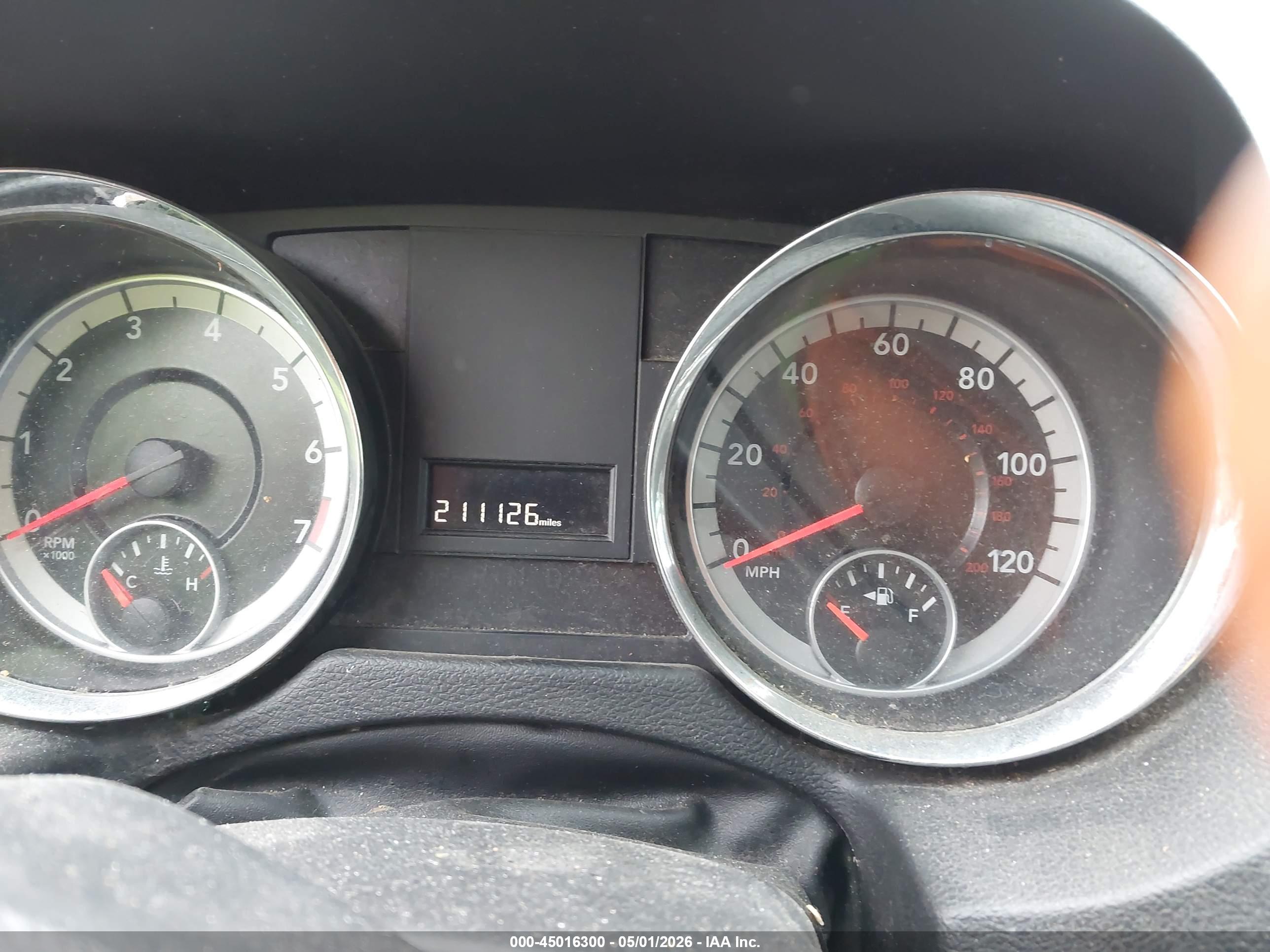 DODGE GRAND image 7