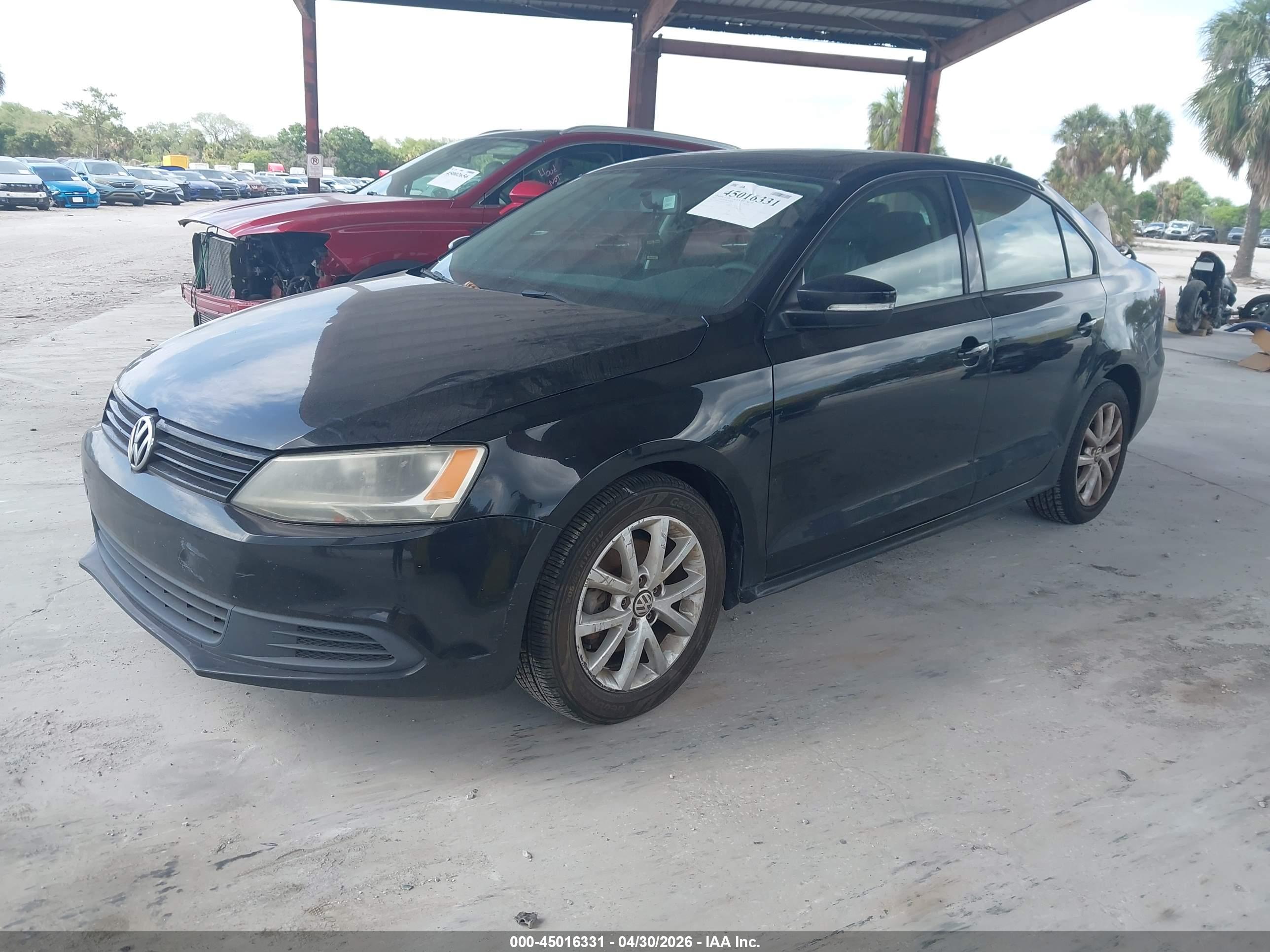 VOLKSWAGEN JETTA image 2