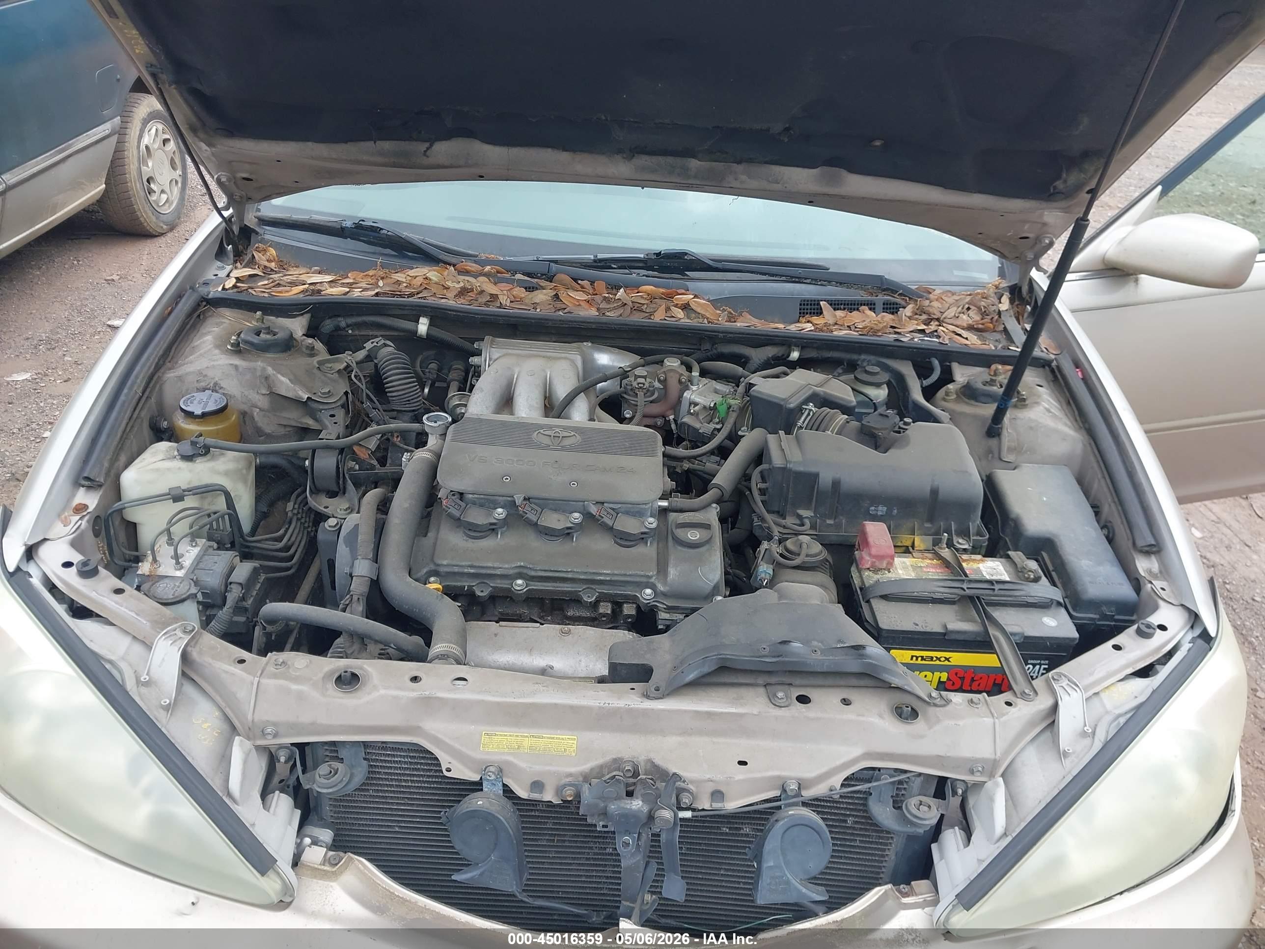TOYOTA CAMRY image 10