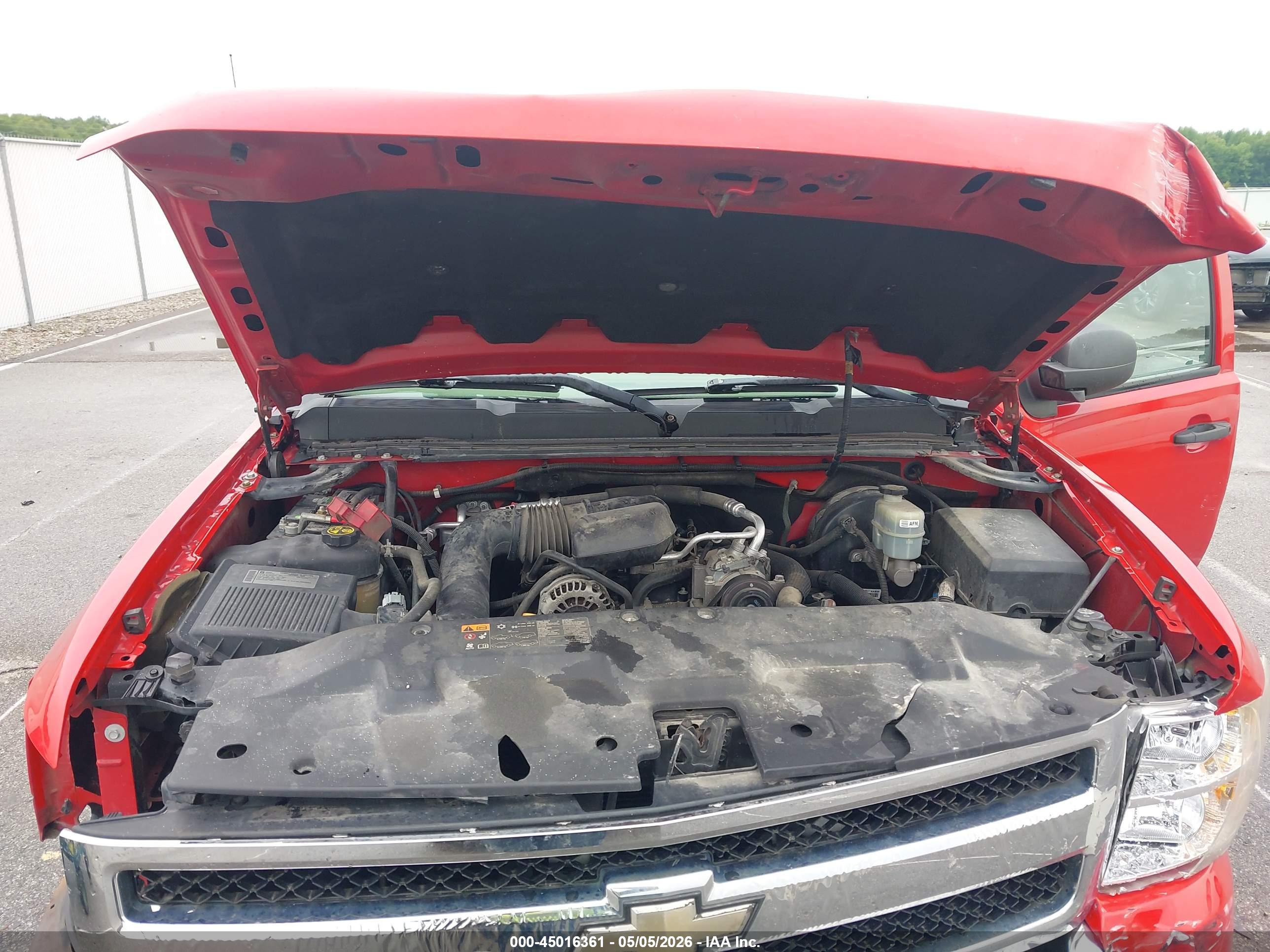 CHEVROLET SILVERADO image 10
