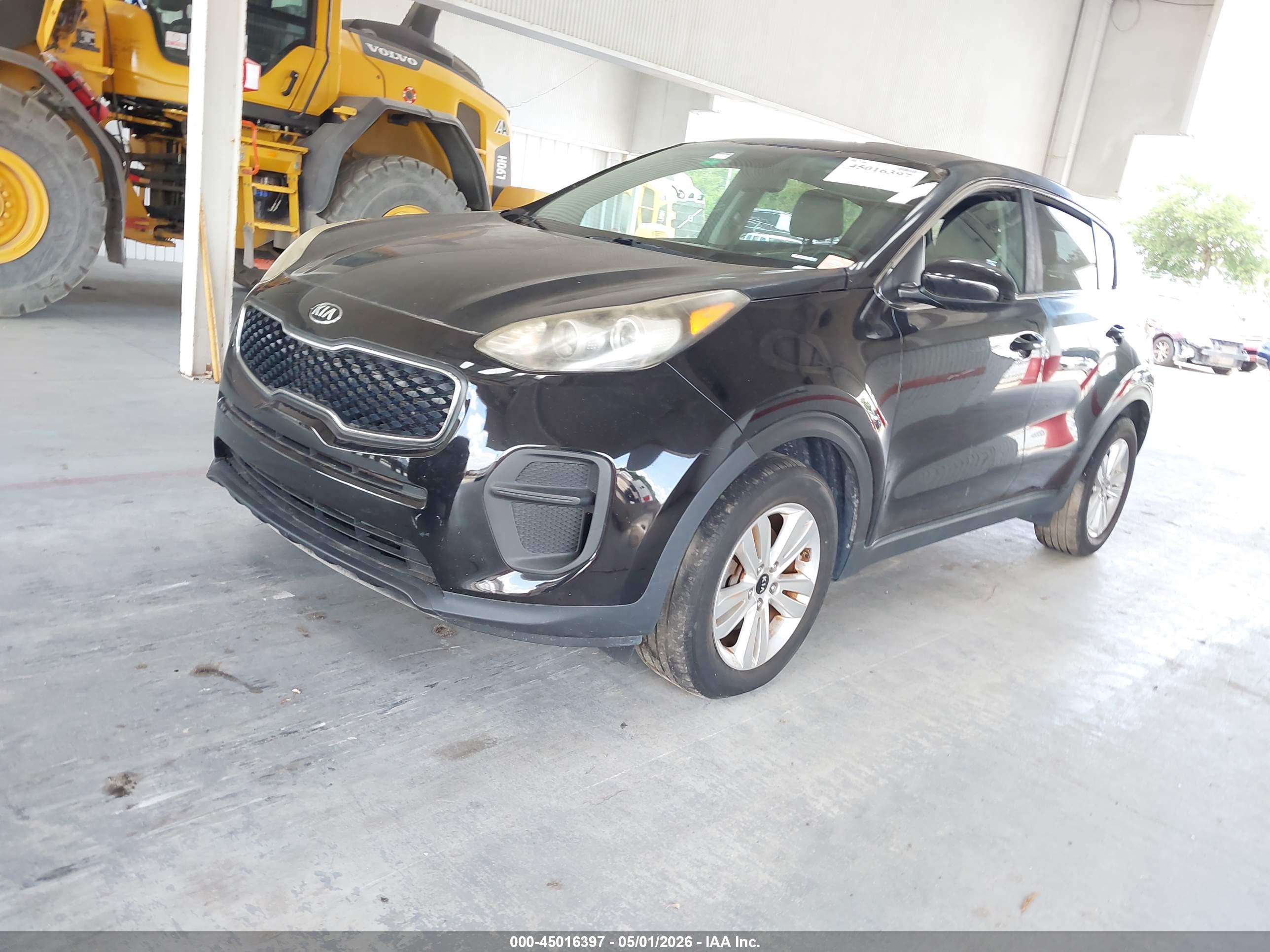 KIA SPORTAGE image 2