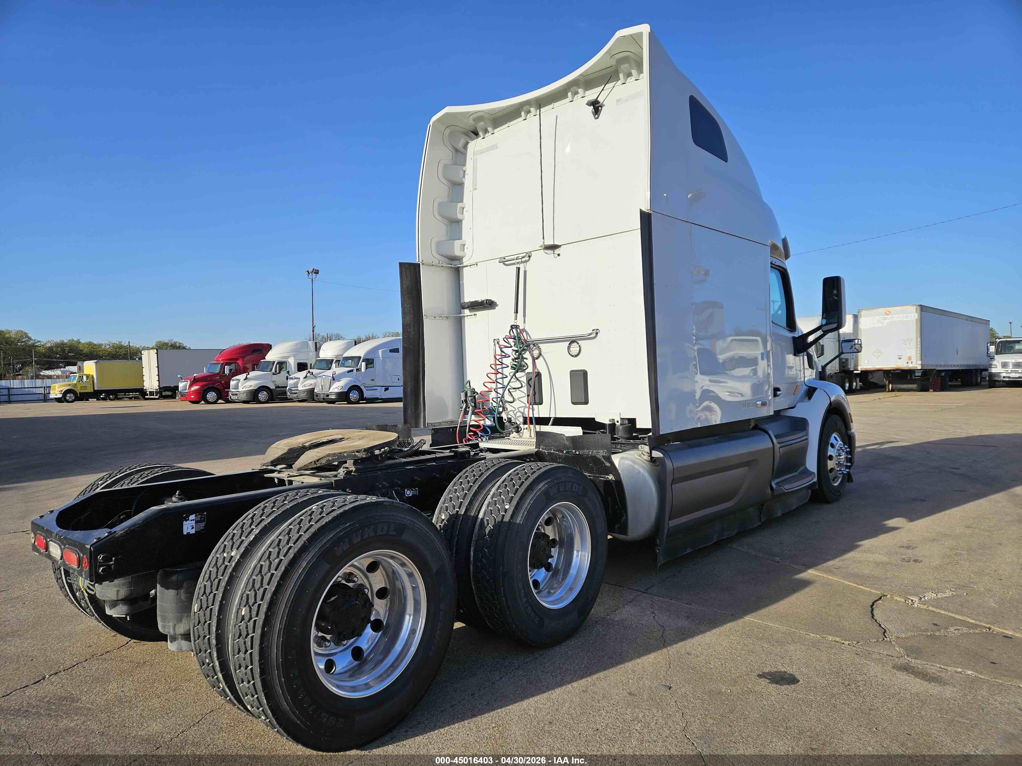 PETERBILT 579 image 4