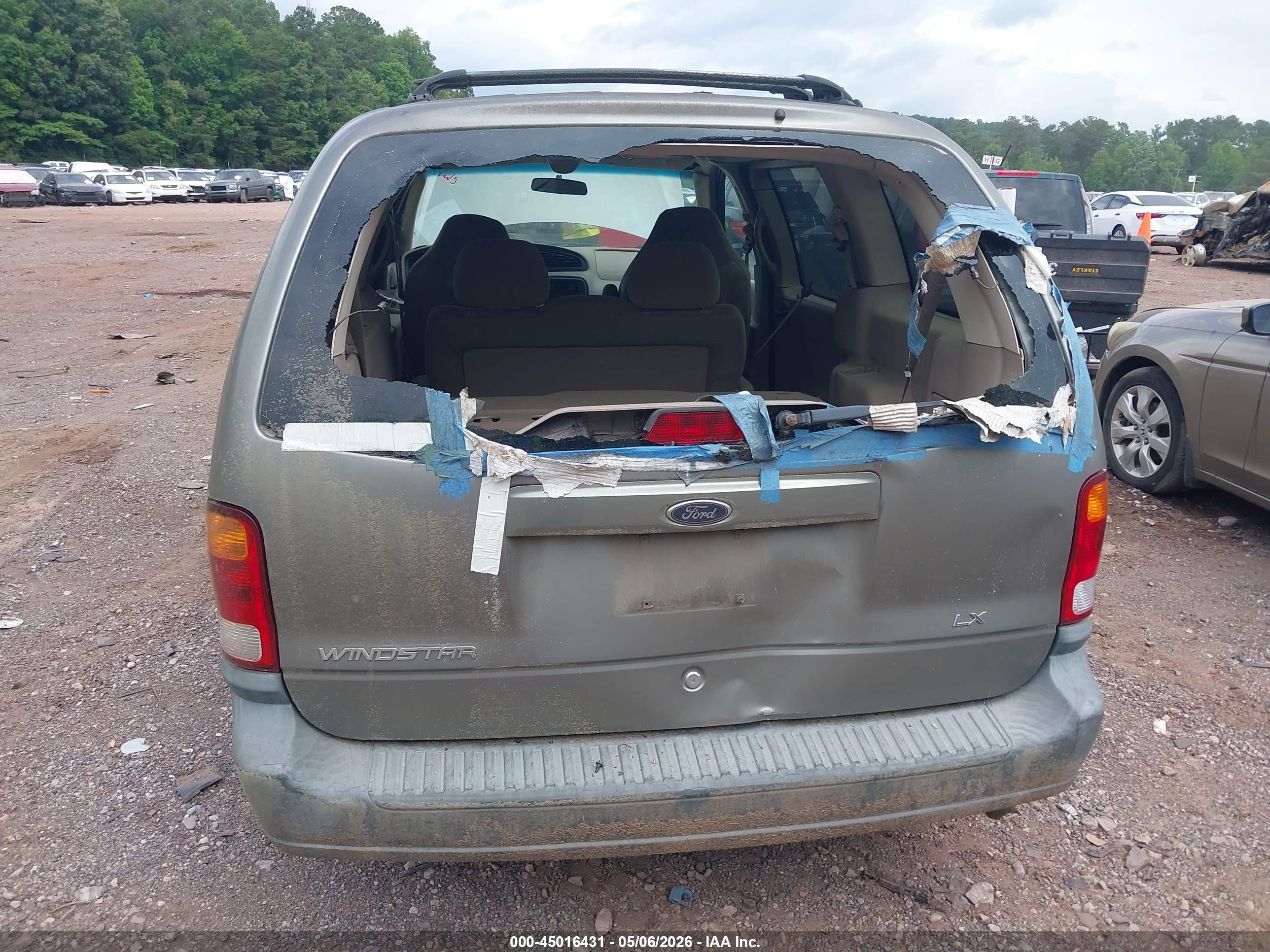 FORD WINDSTAR image 6