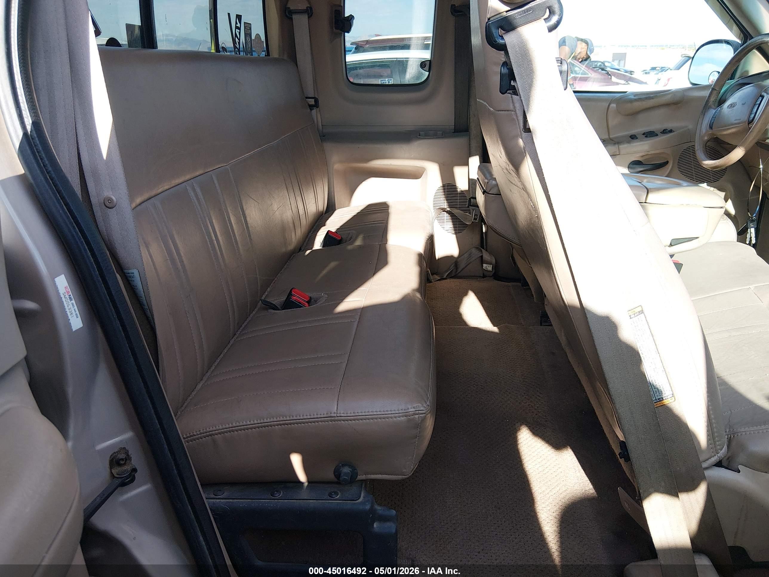 FORD F-150 image 8