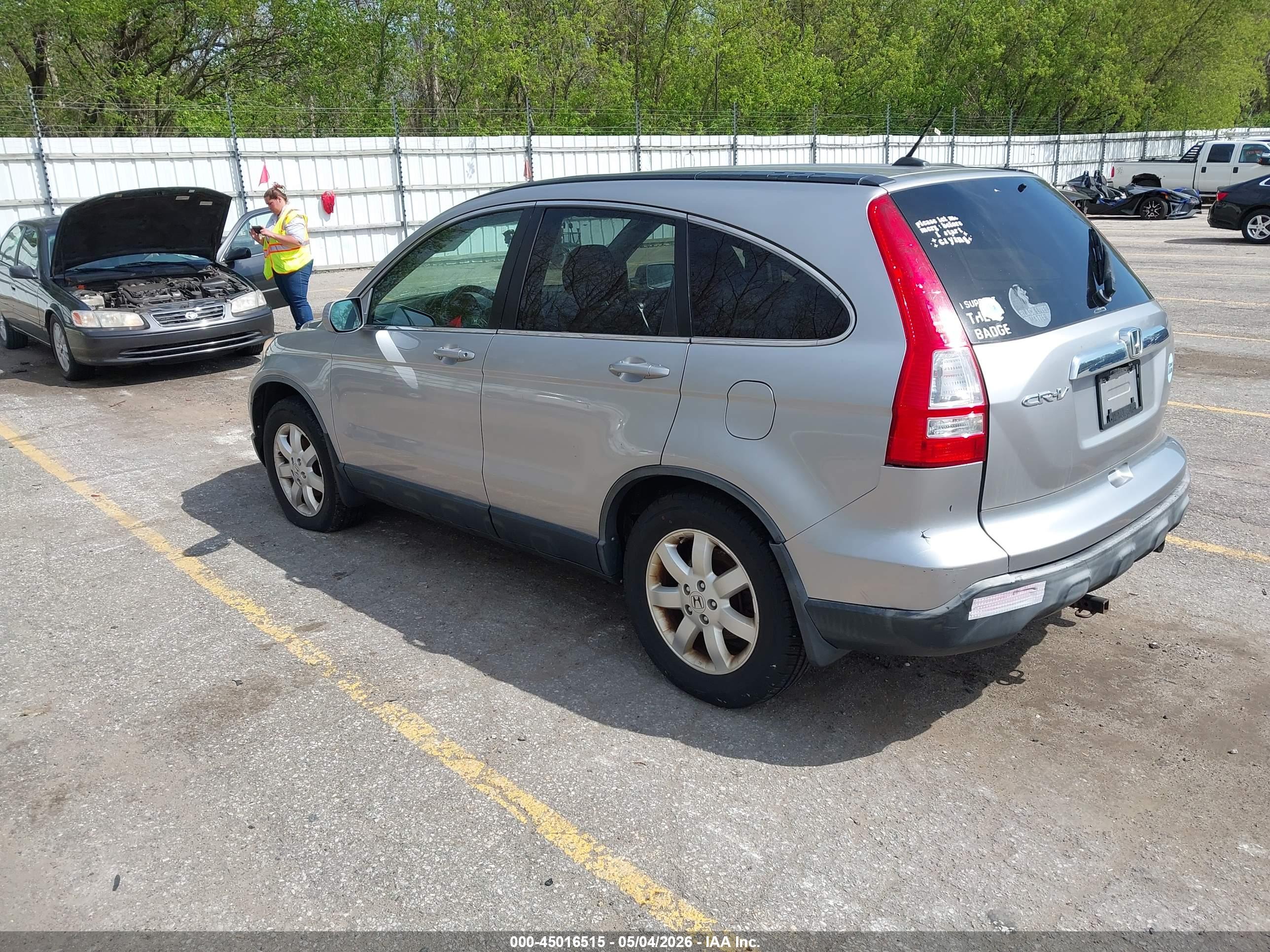 HONDA CR-V image 3