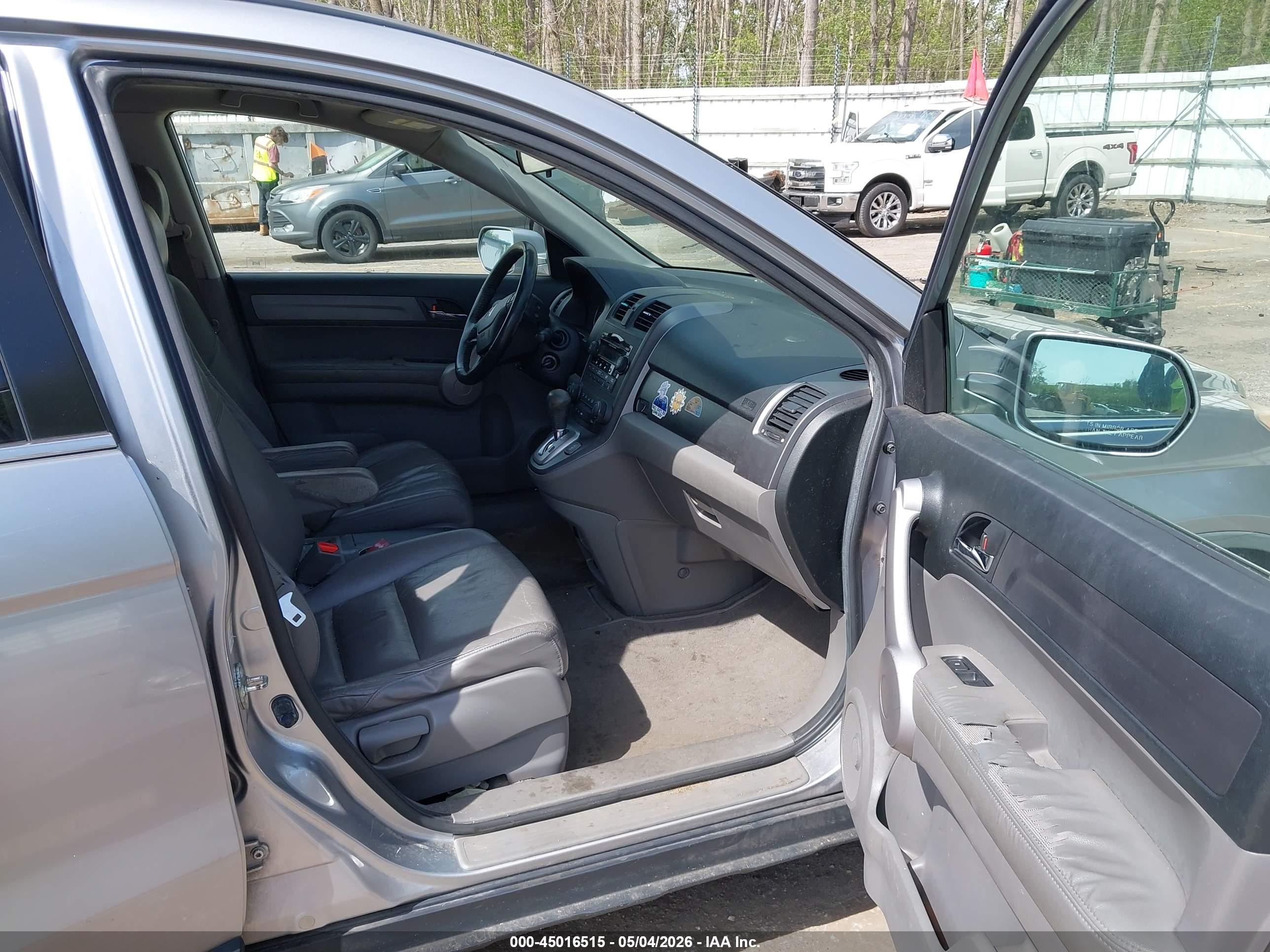 HONDA CR-V image 5