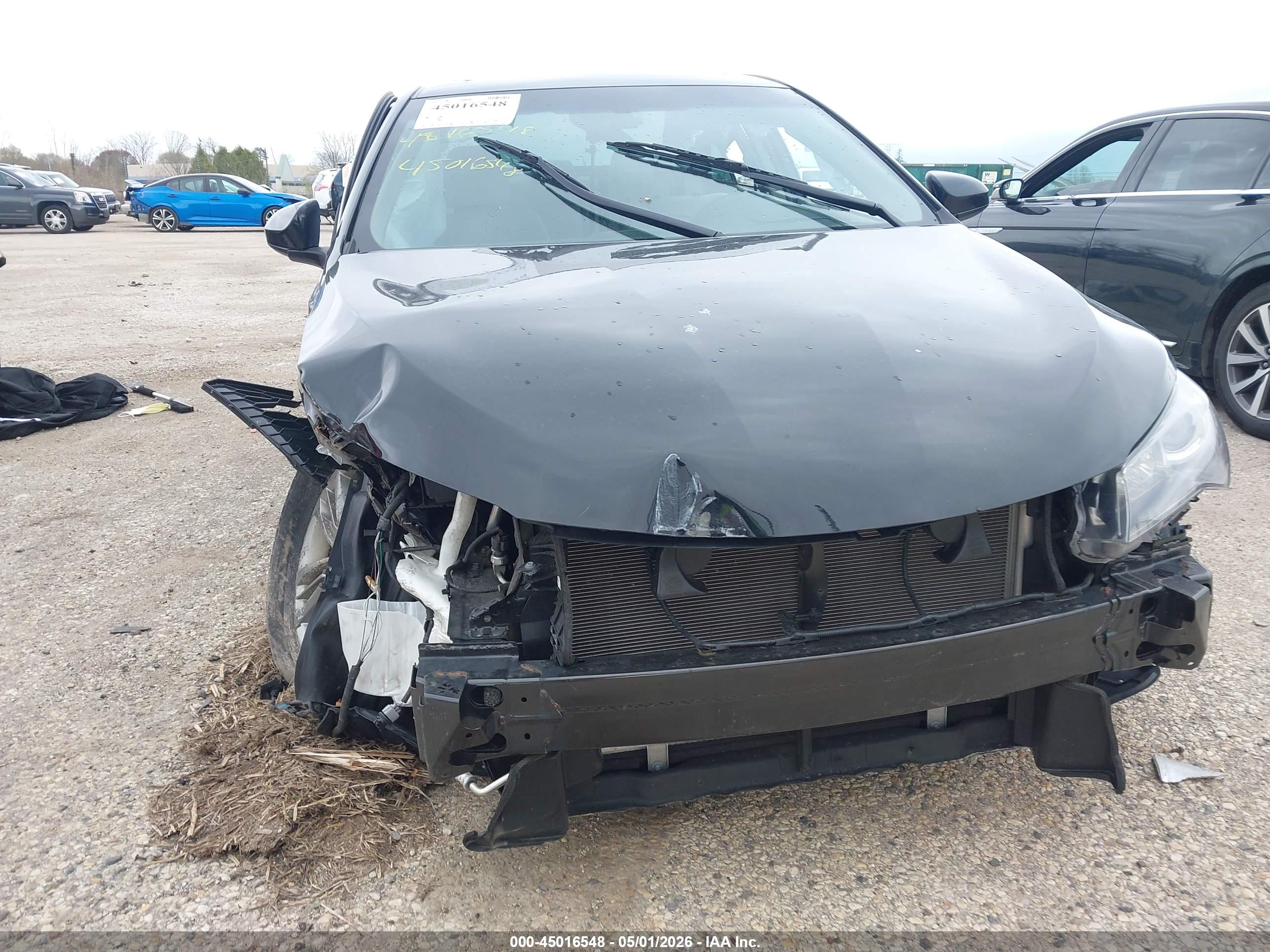 TOYOTA CAMRY image 6