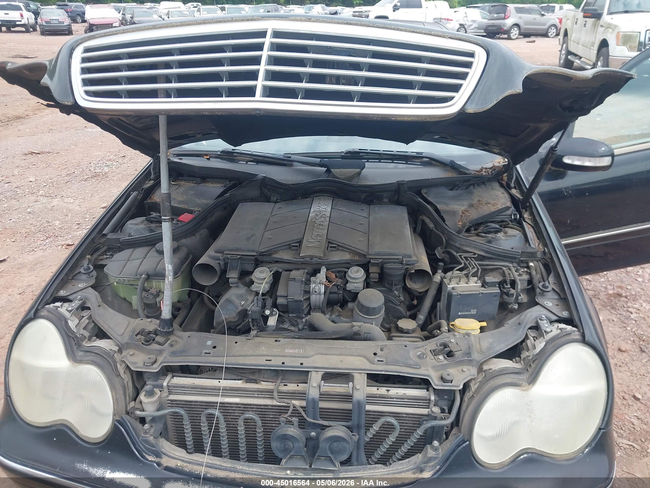 MERCEDES-BENZ C image 10