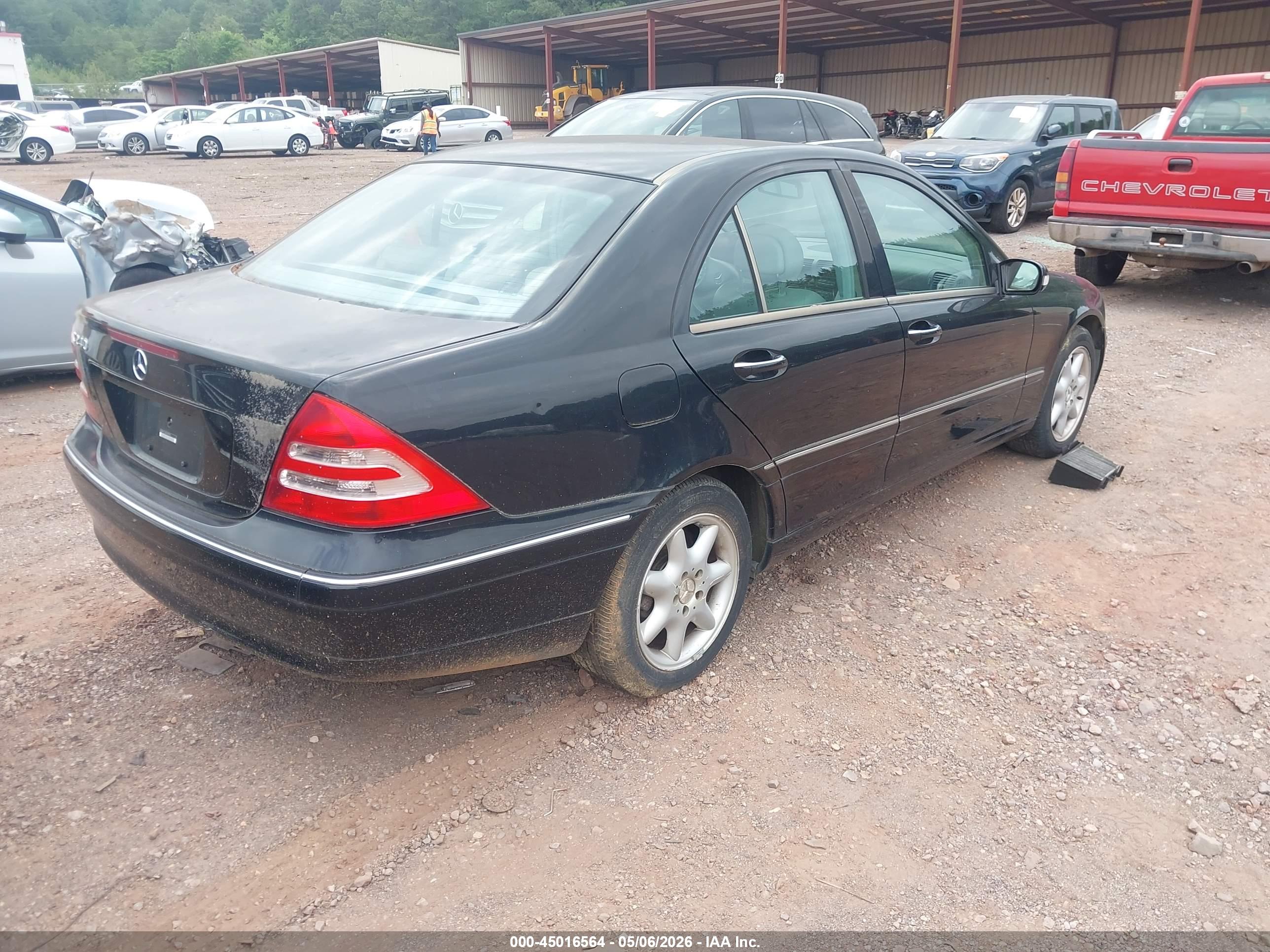 MERCEDES-BENZ C image 4