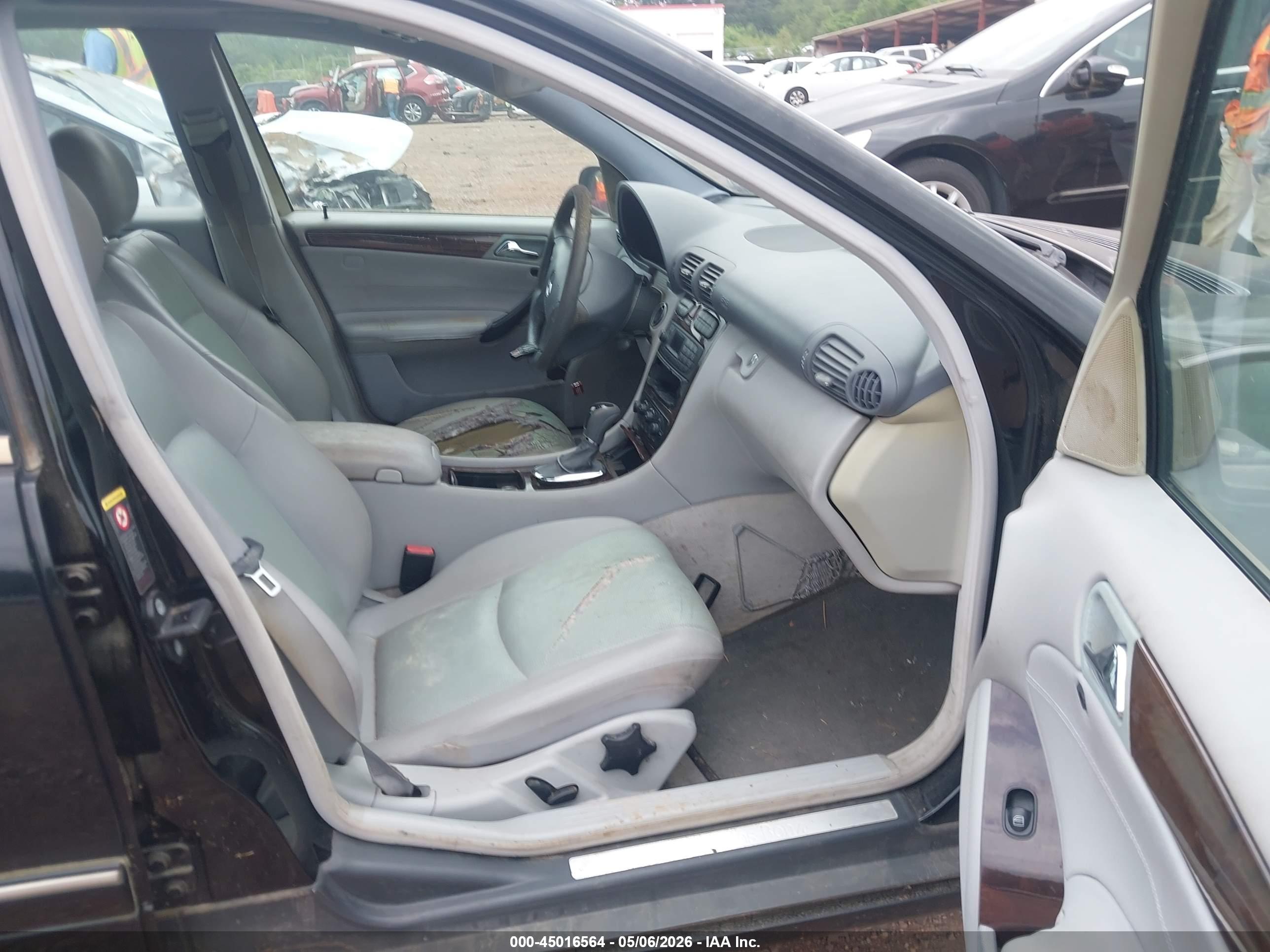 MERCEDES-BENZ C image 5